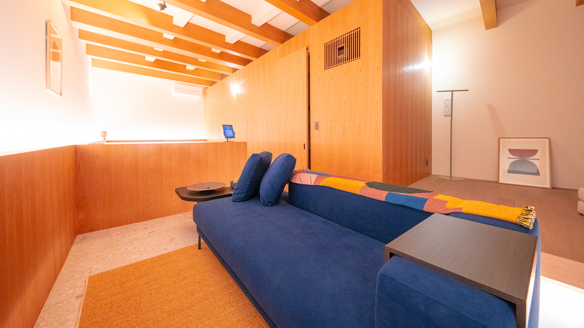 【南】時間を忘れ気の向くままに、遊び、語り、夢をみる。