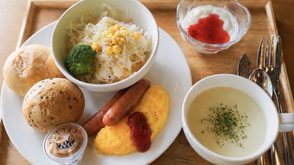 朝食