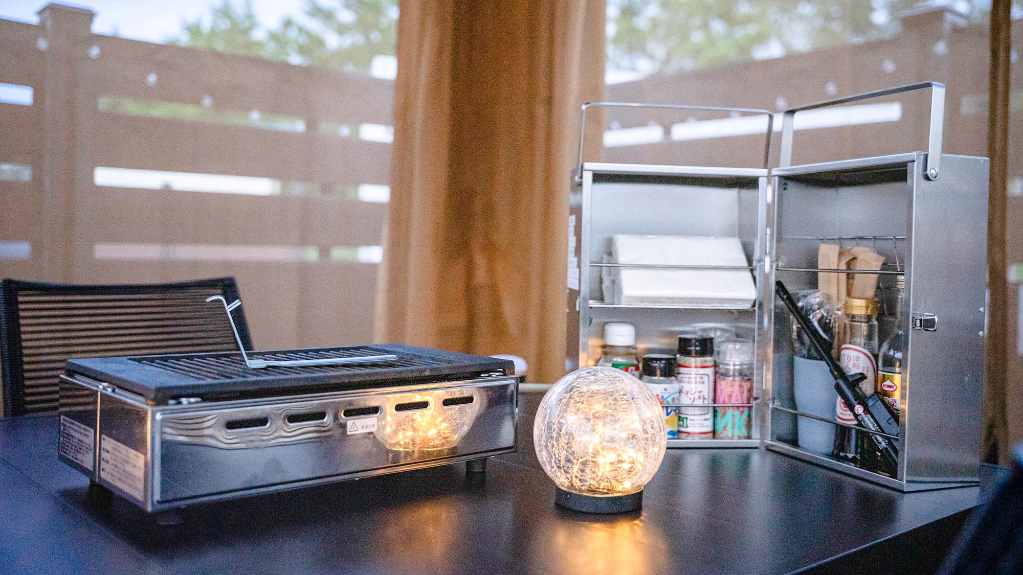 ・【BBQ場】準備いらずで本格BBQ。ガス式グリル、トングなど一式を無料でご用意しております