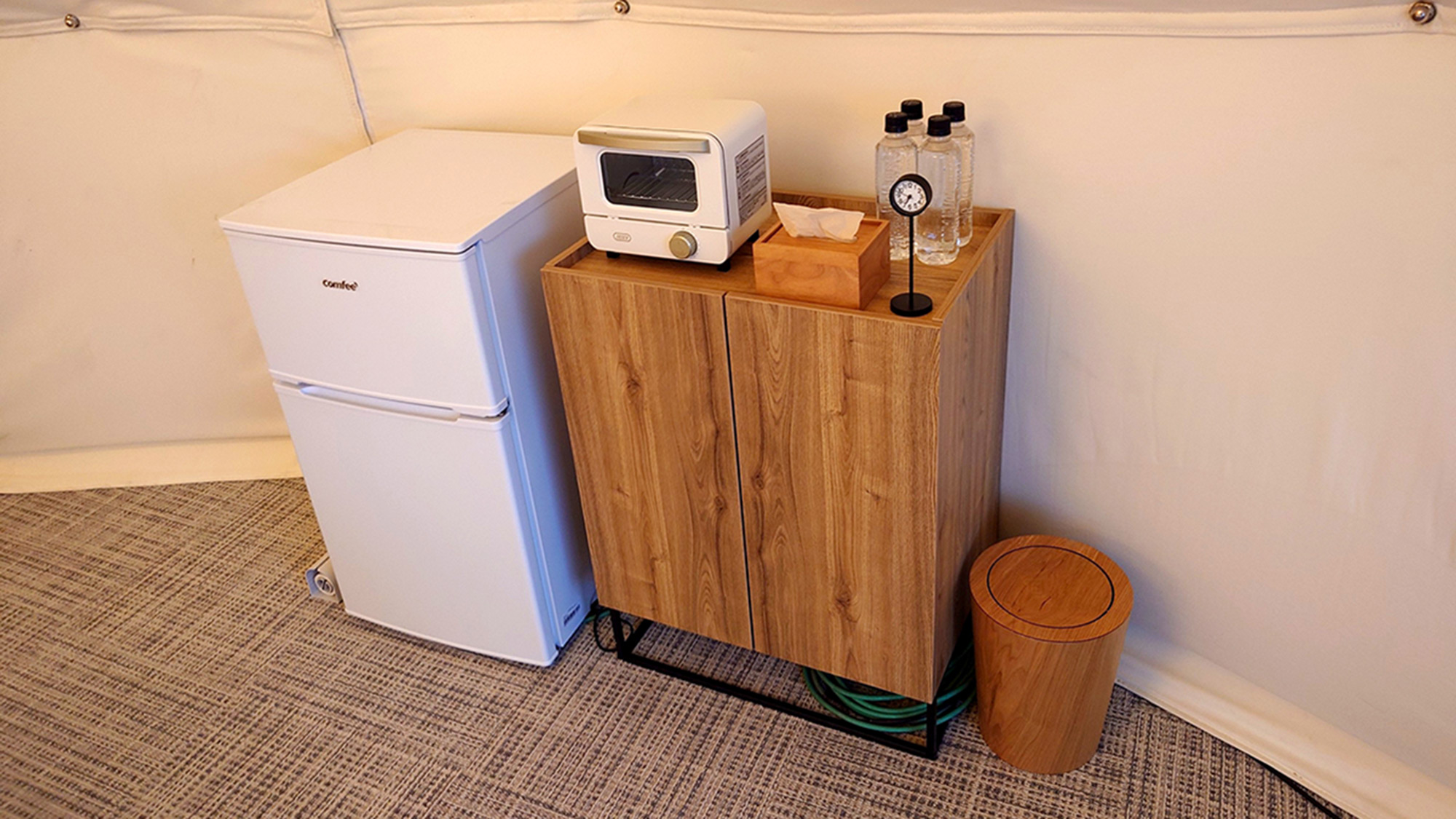 ・【設備】お水、ドリップ式インスタントコーヒー、アルコールドリンク、アイスをご用意しております