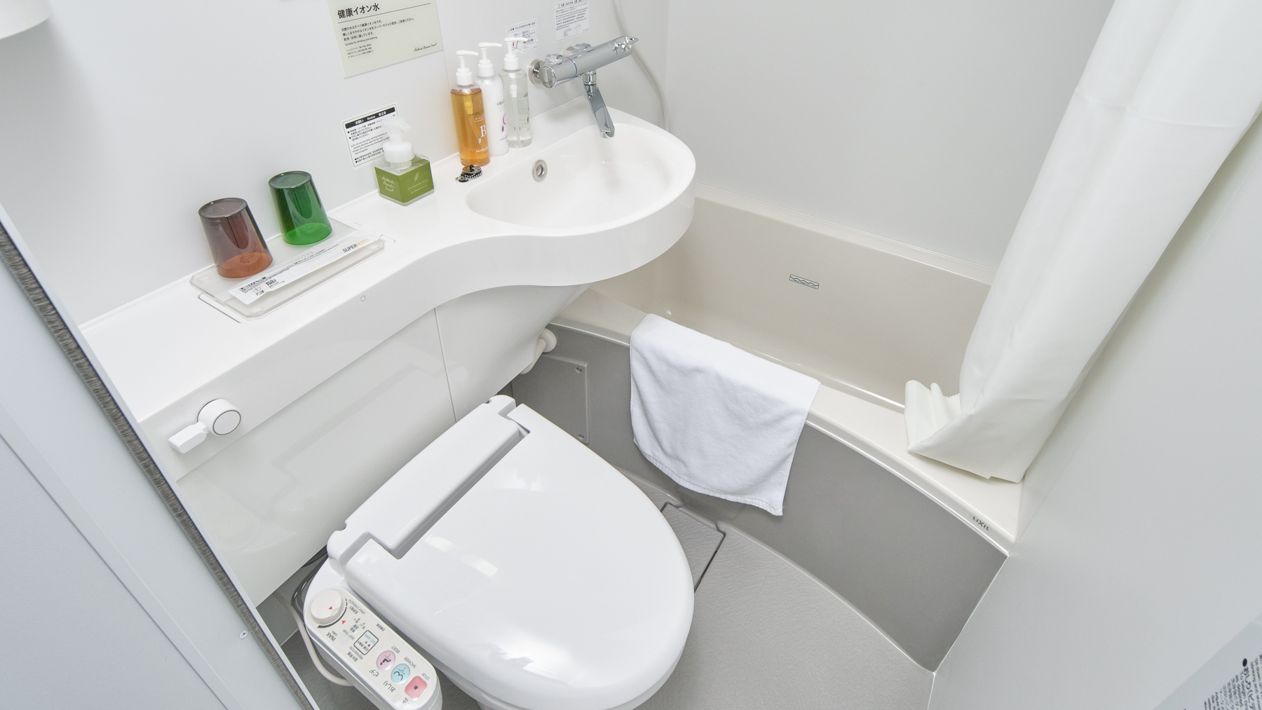 全室にユニットバス完備