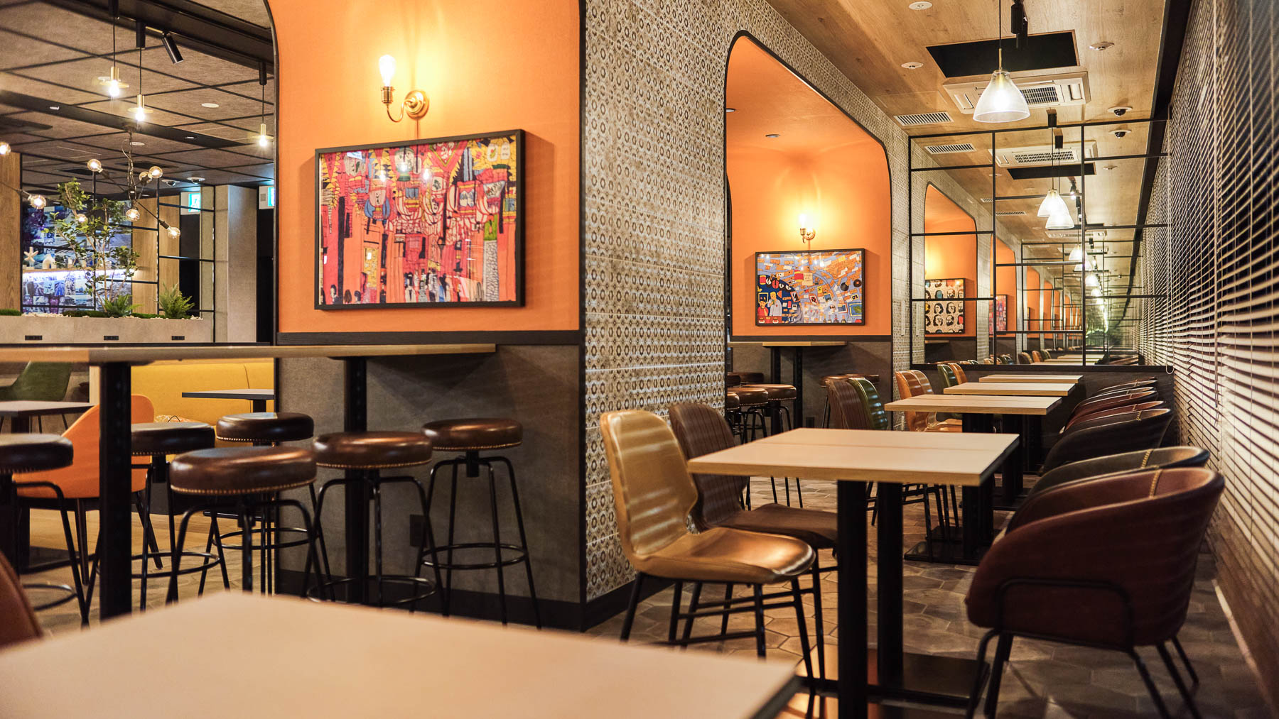 机と椅子もたくさんございます