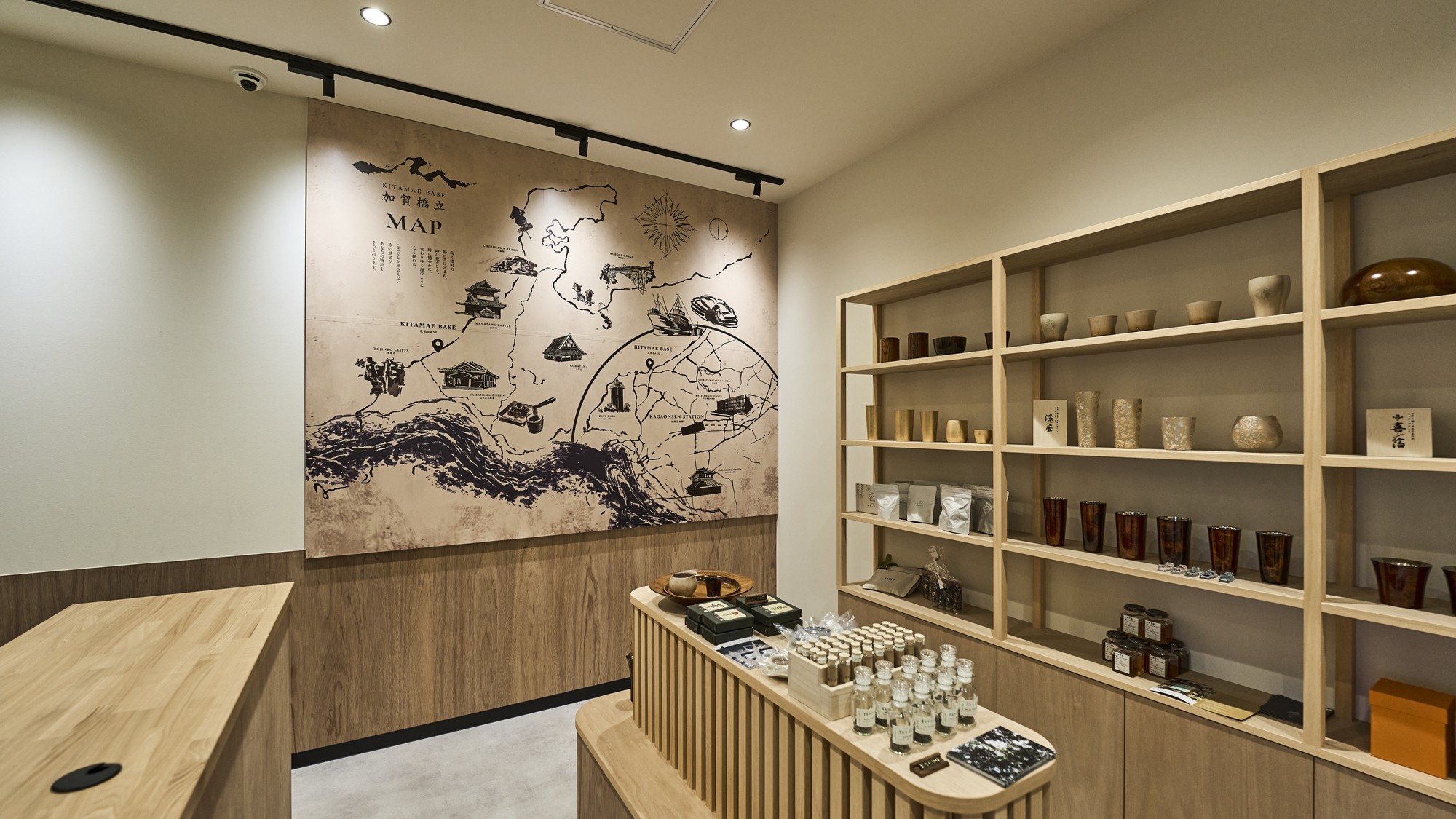 館内ショップ「寄船処（よりふねどころ）」