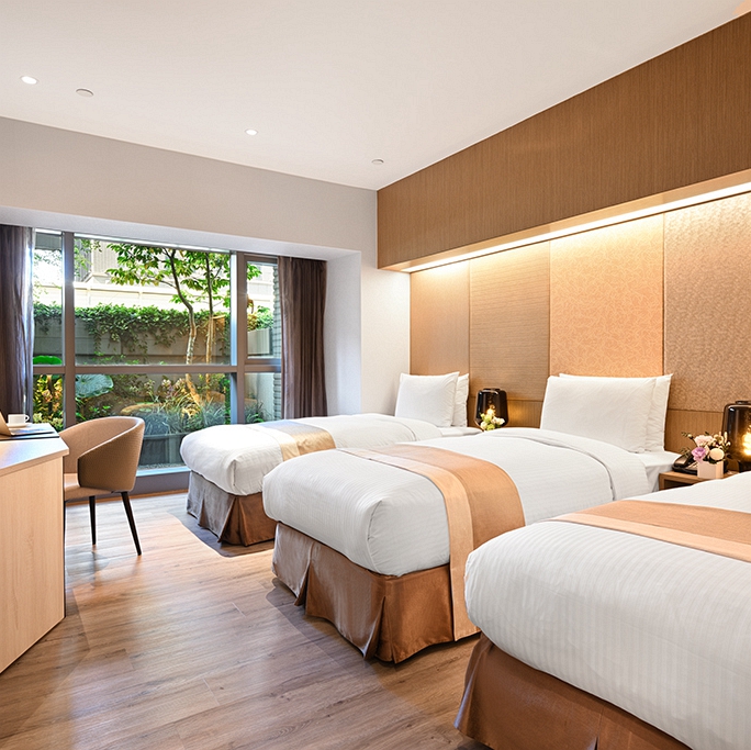 デラックストリプル