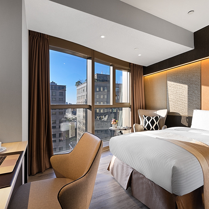 デラックストリプル