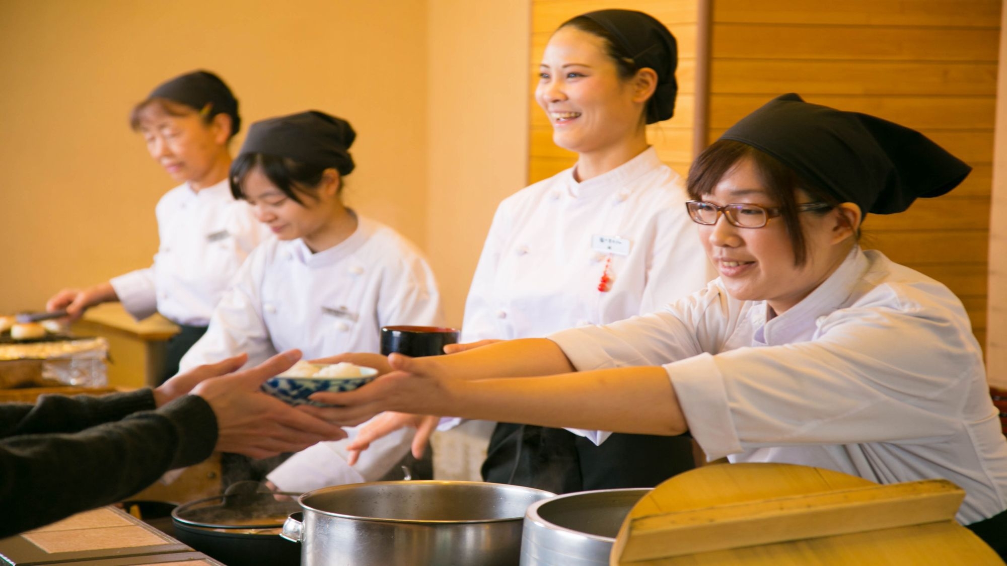 遅い到着OK【1泊朝食】自家製の豆腐製品の実演コーナーが楽しい♪美味しい「豆腐屋さんのバイキング」 