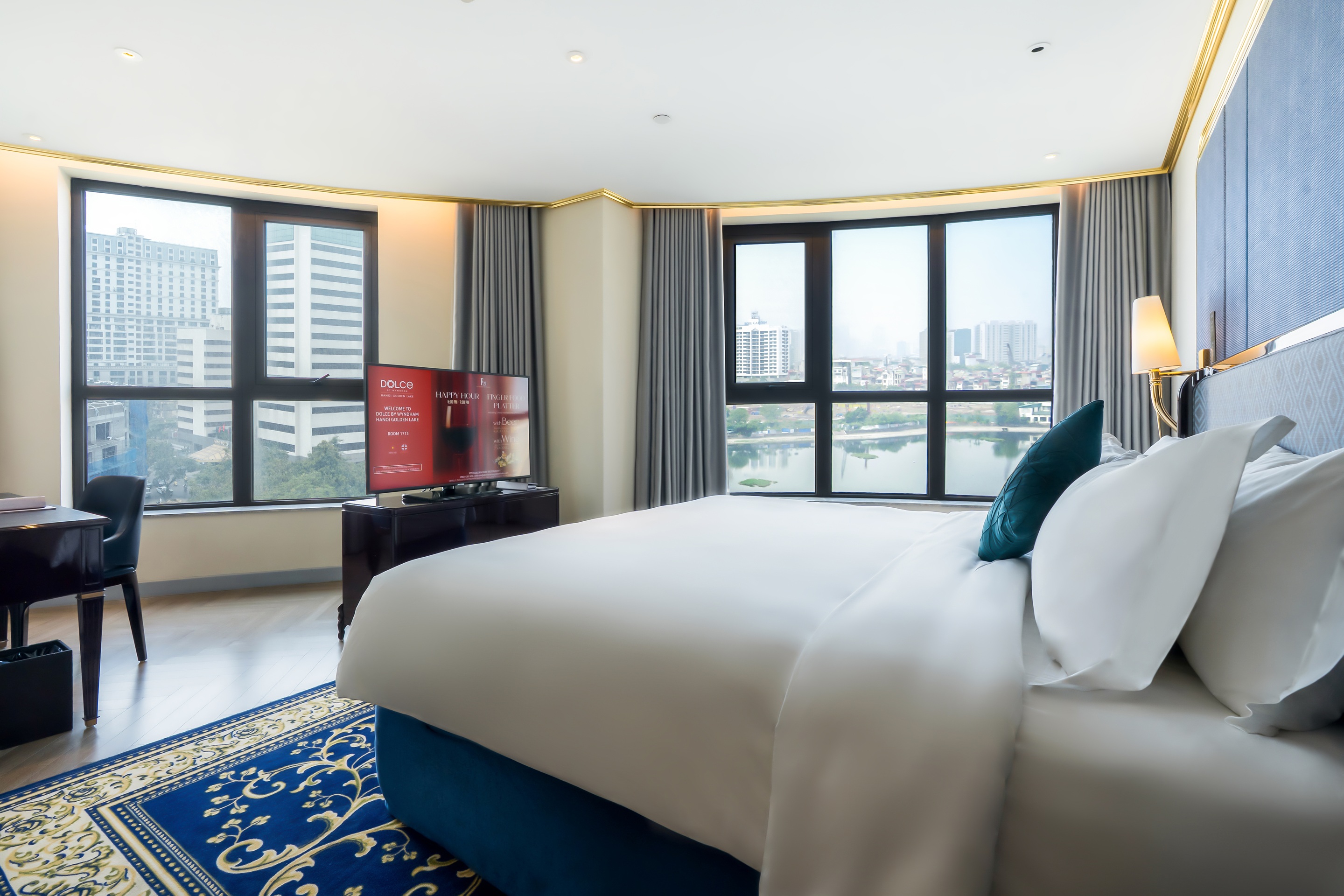 ゴールデンスイート【レイクビュー】【78平米】