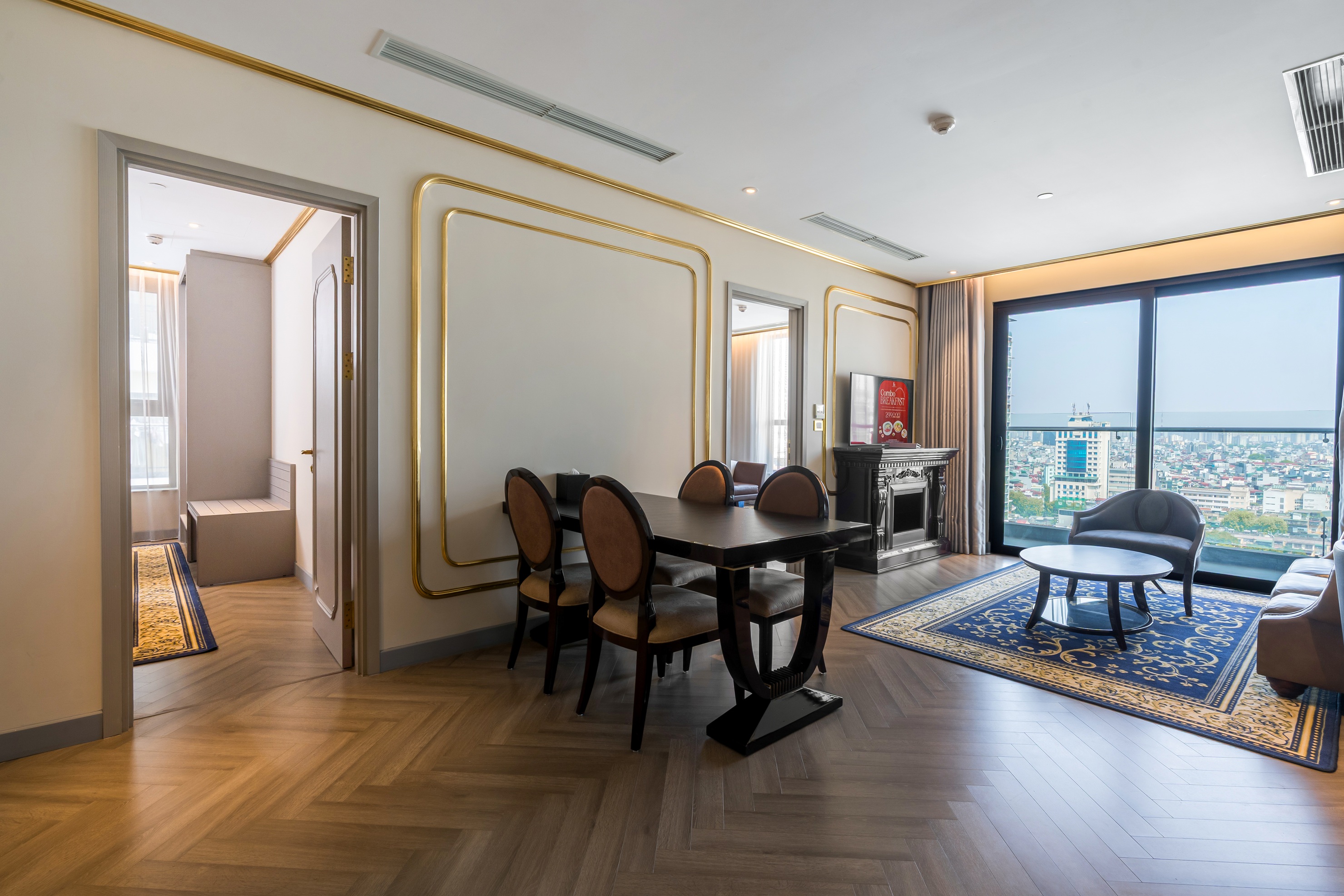 エグゼクティブスイート【朝食付】【レイクビュー】【90平米】