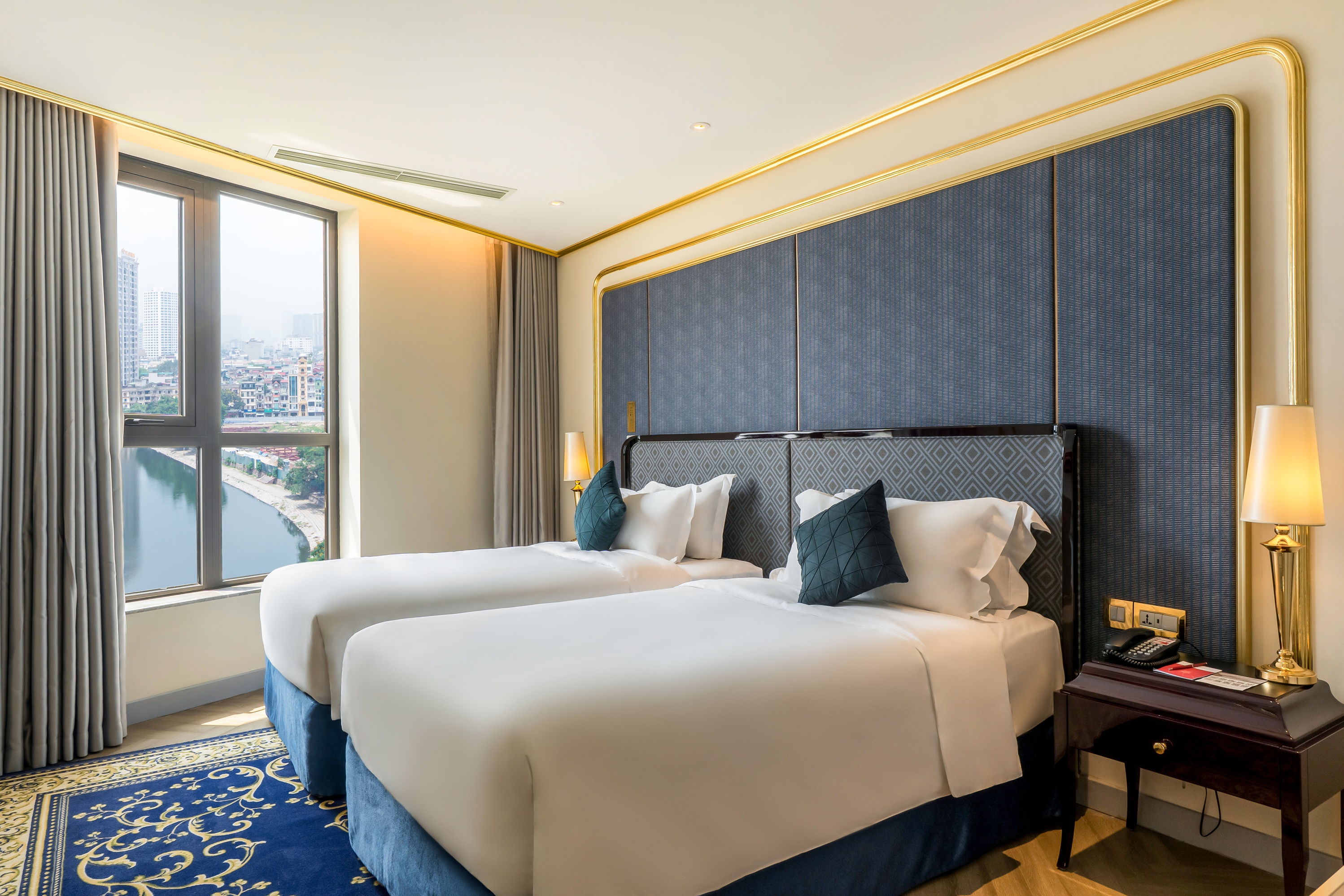 エグゼクティブスイート【朝食付】【レイクビュー】【90平米】