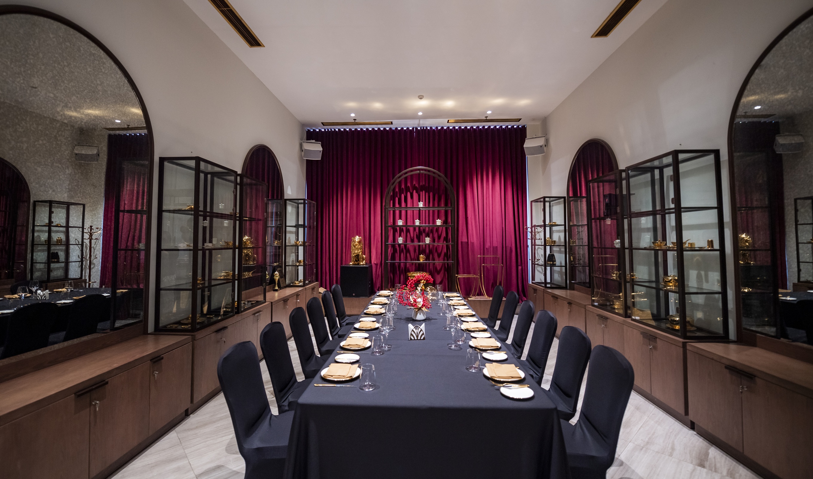 F29 GOLDEN BEEFレストラン（西洋料理）