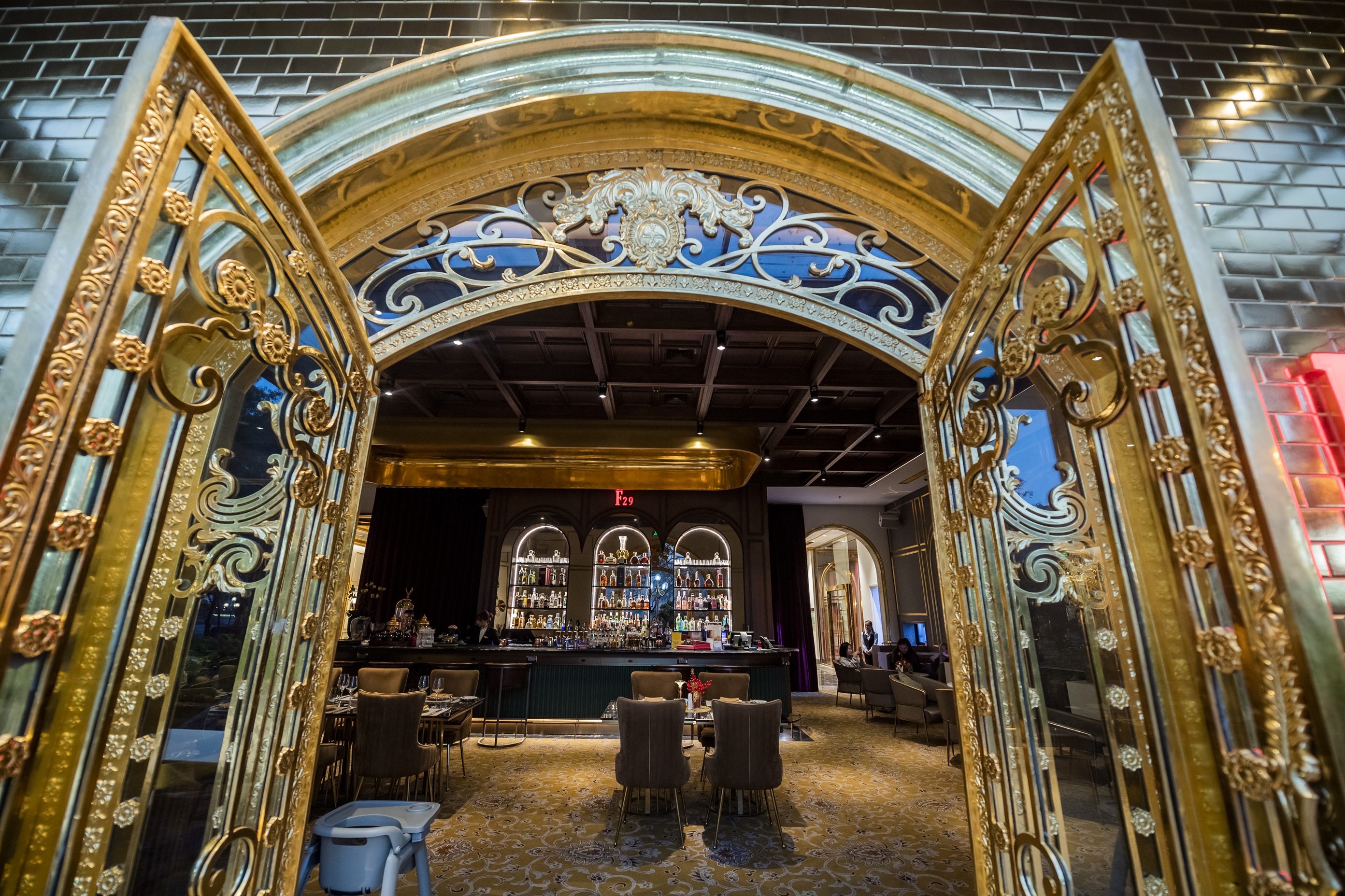 F29 GOLDEN BEEFレストラン（西洋料理）