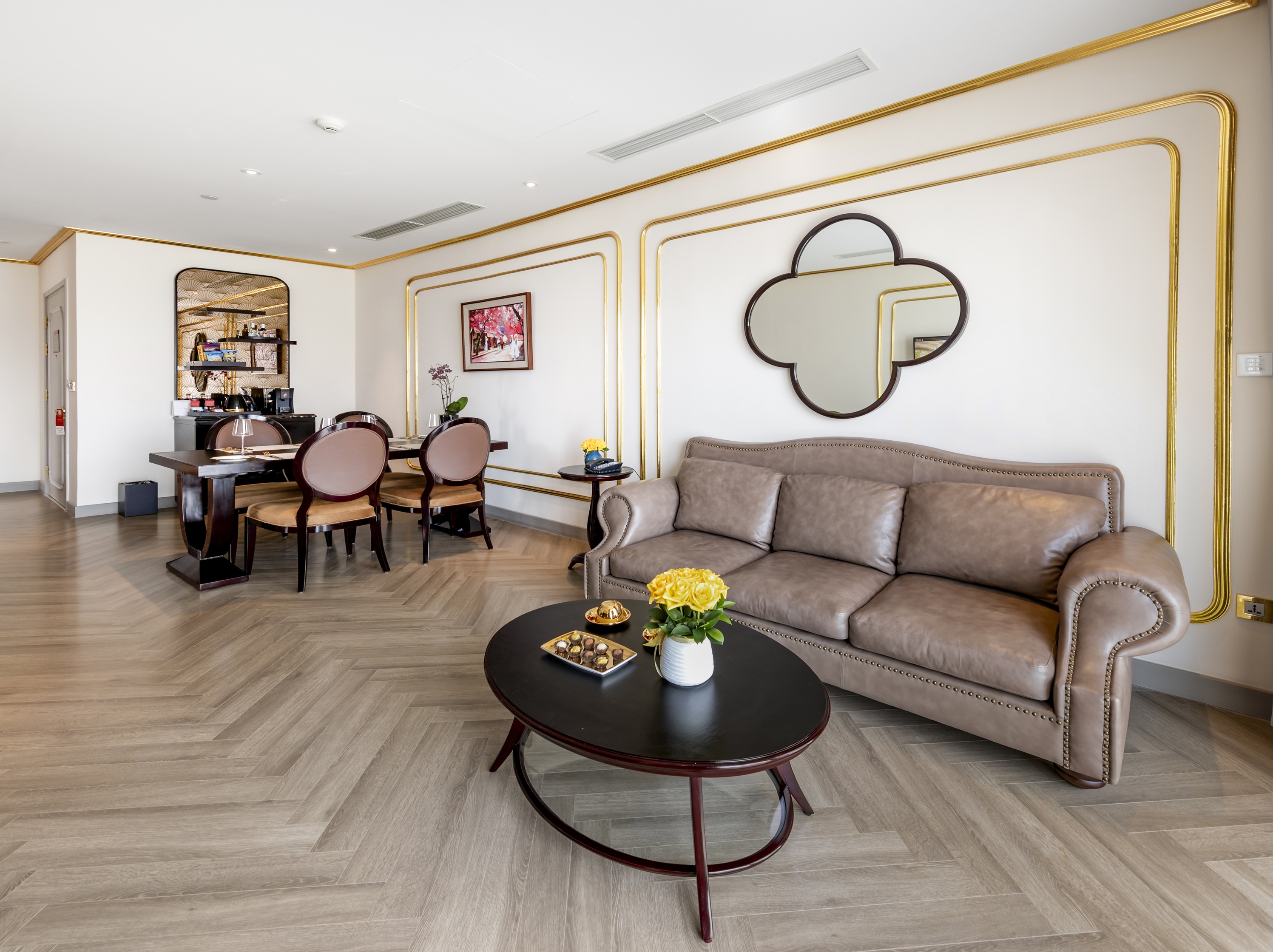 エグゼクティブスイート【朝食付】【レイクビュー】【90平米】