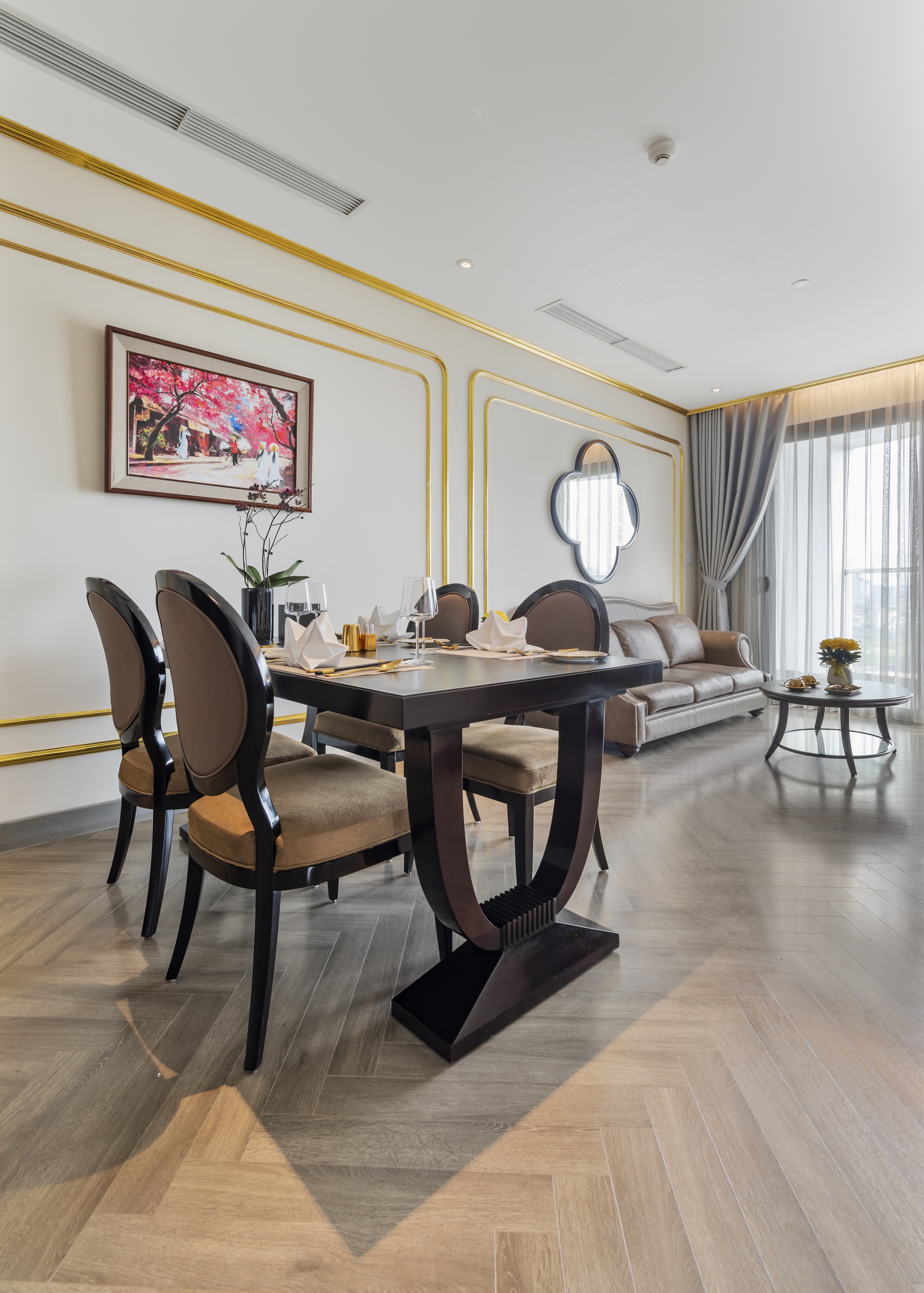 エグゼクティブスイート【朝食付】【レイクビュー】【90平米】