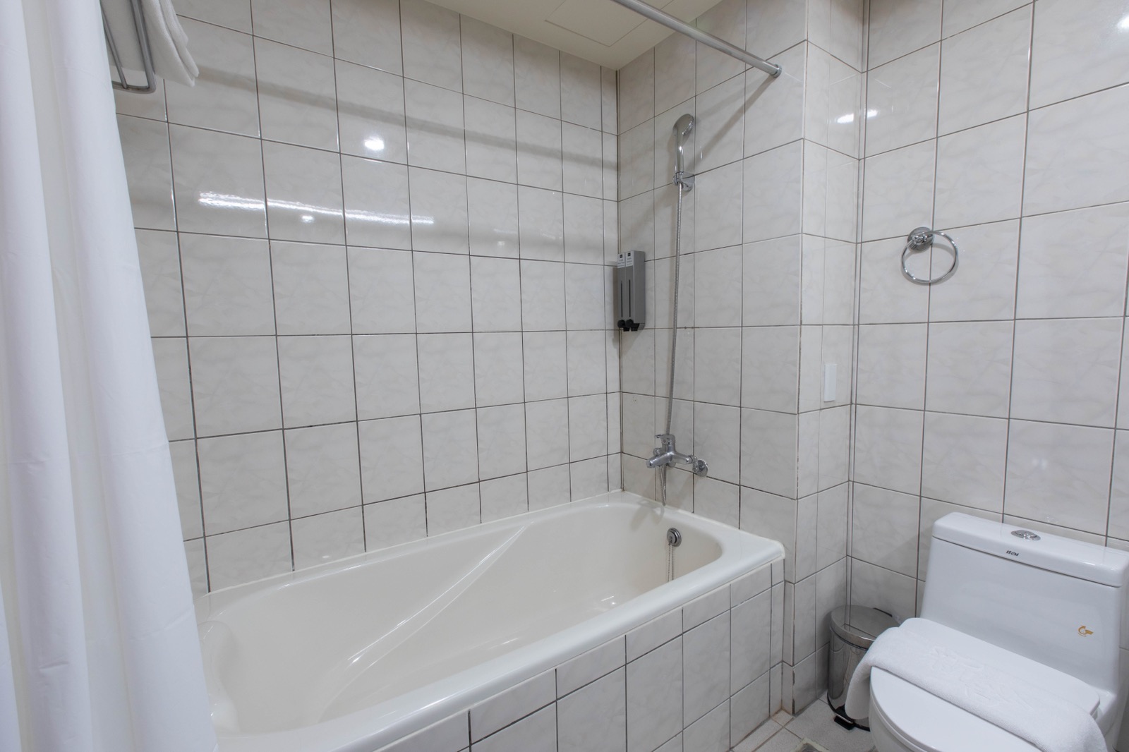 【窓あり・シティービュー】4名様利用・ファミリールーム