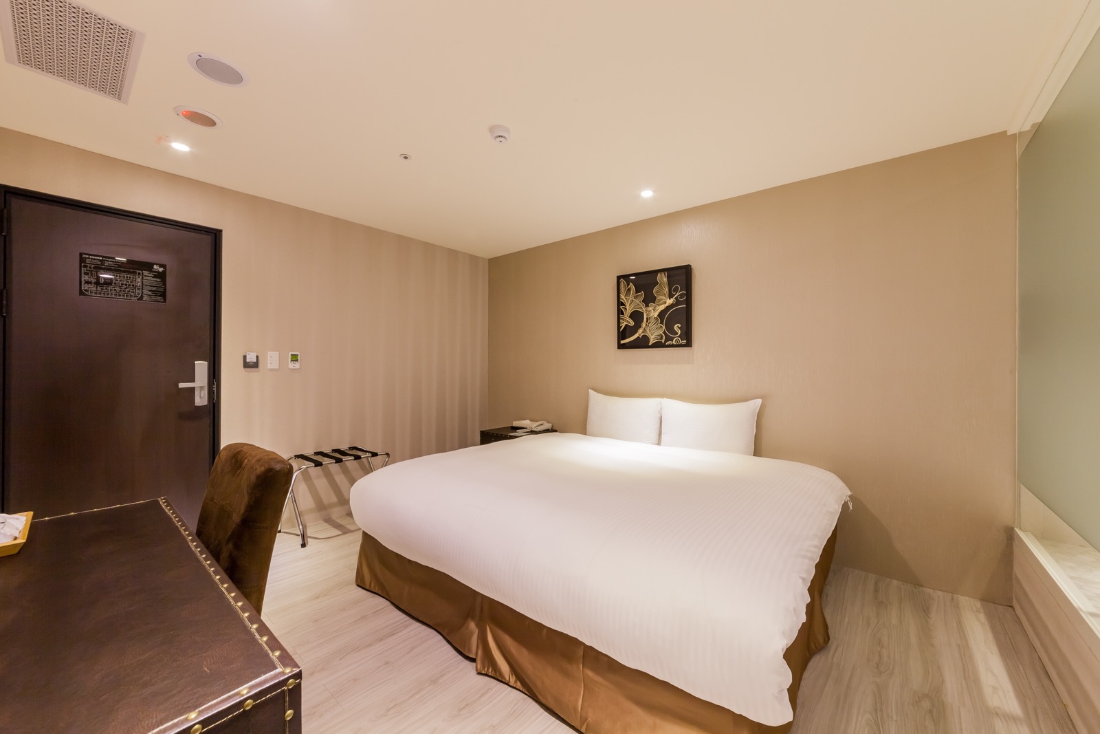 【窓なし】スーペリア・ダブル