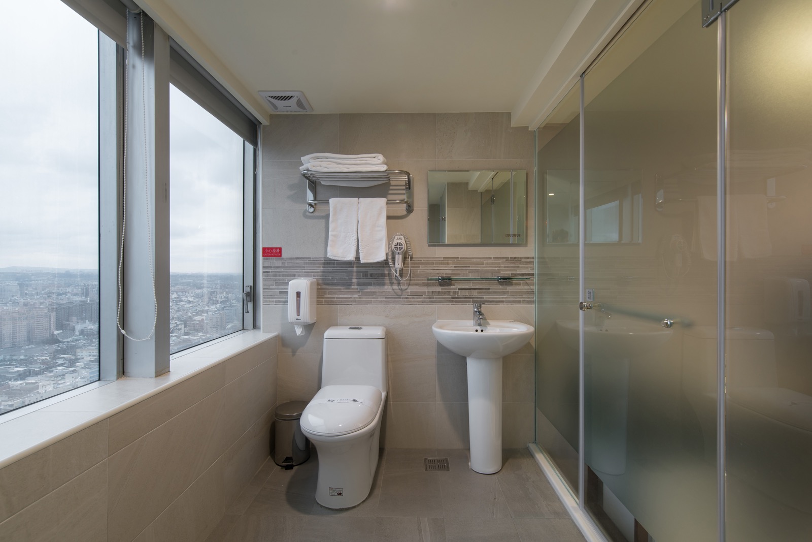 【窓あり】プレミアム・ダブル