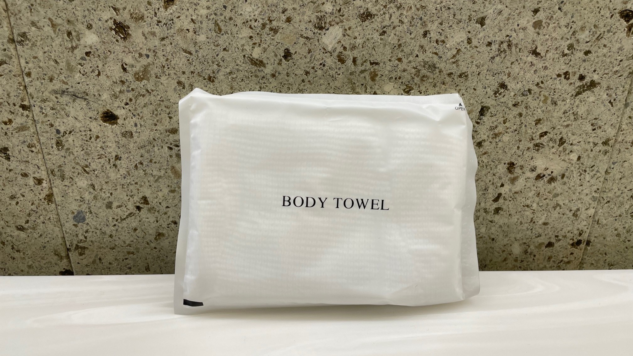 ボディタオルはフロント横アメニティコーナーにご用意しております