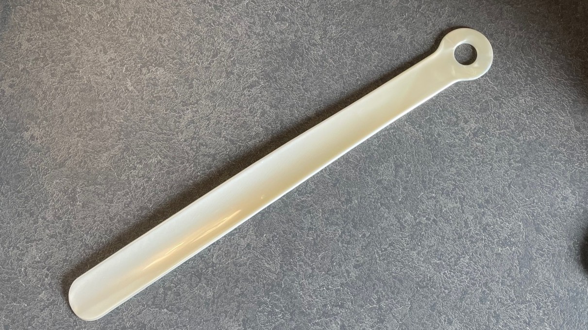 客室備品：くつべら