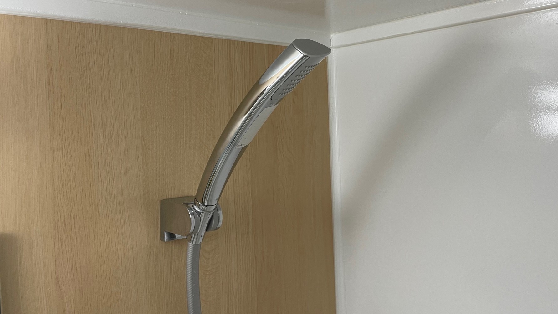 バスルーム備品：シャワーヘッド