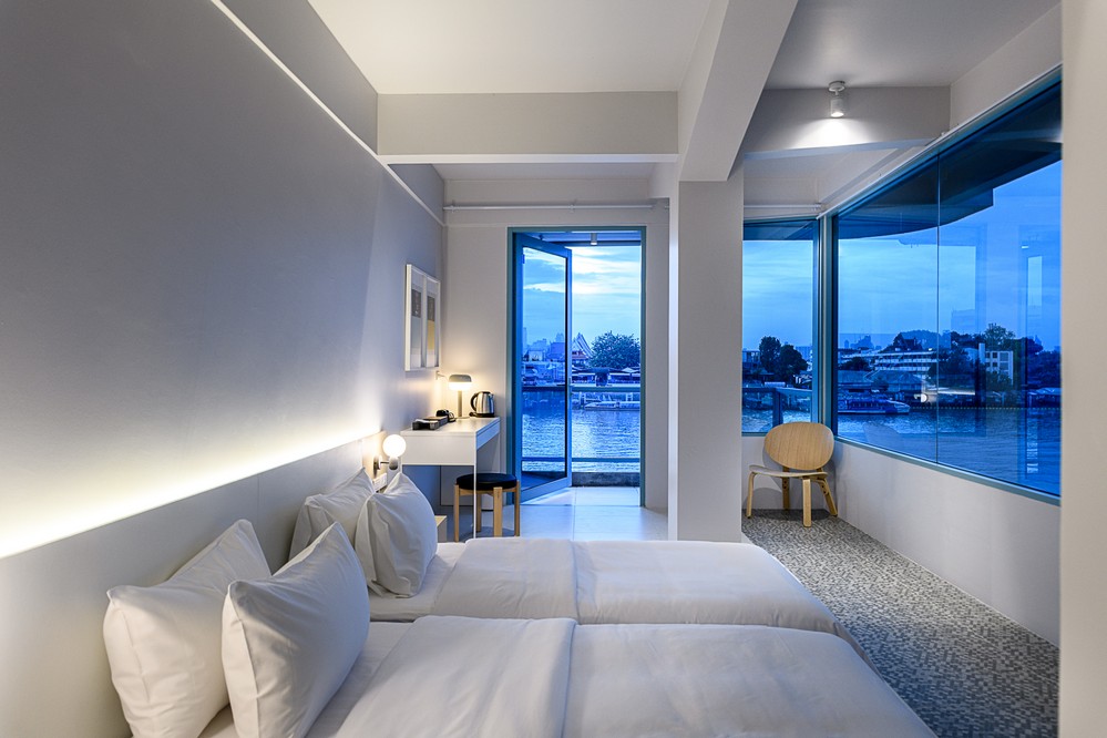 リバーフロント デラックスルーム