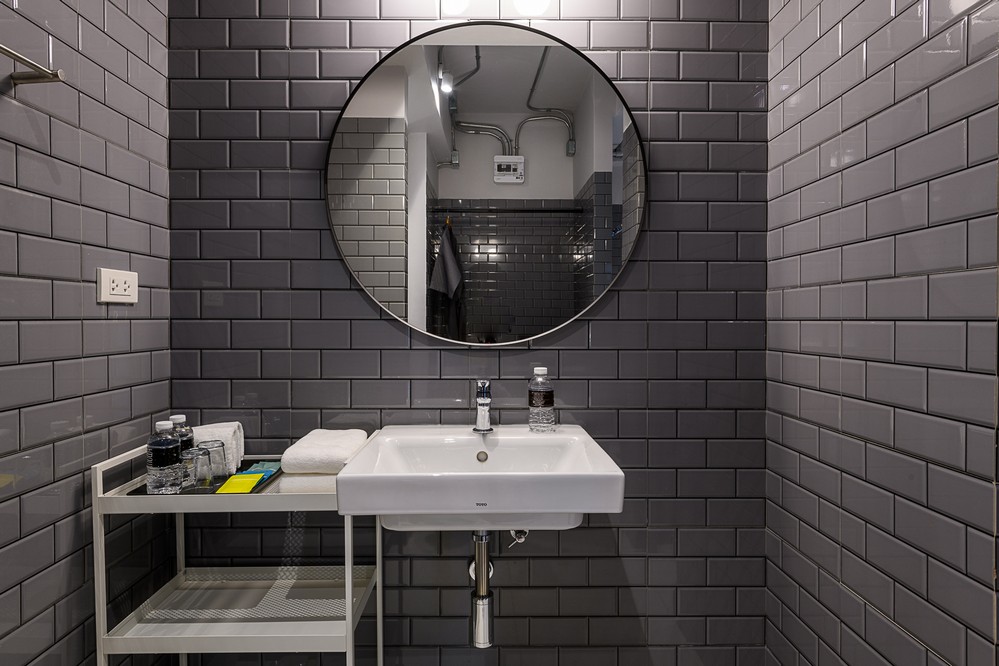 リバーフロント 2ベッドルーム