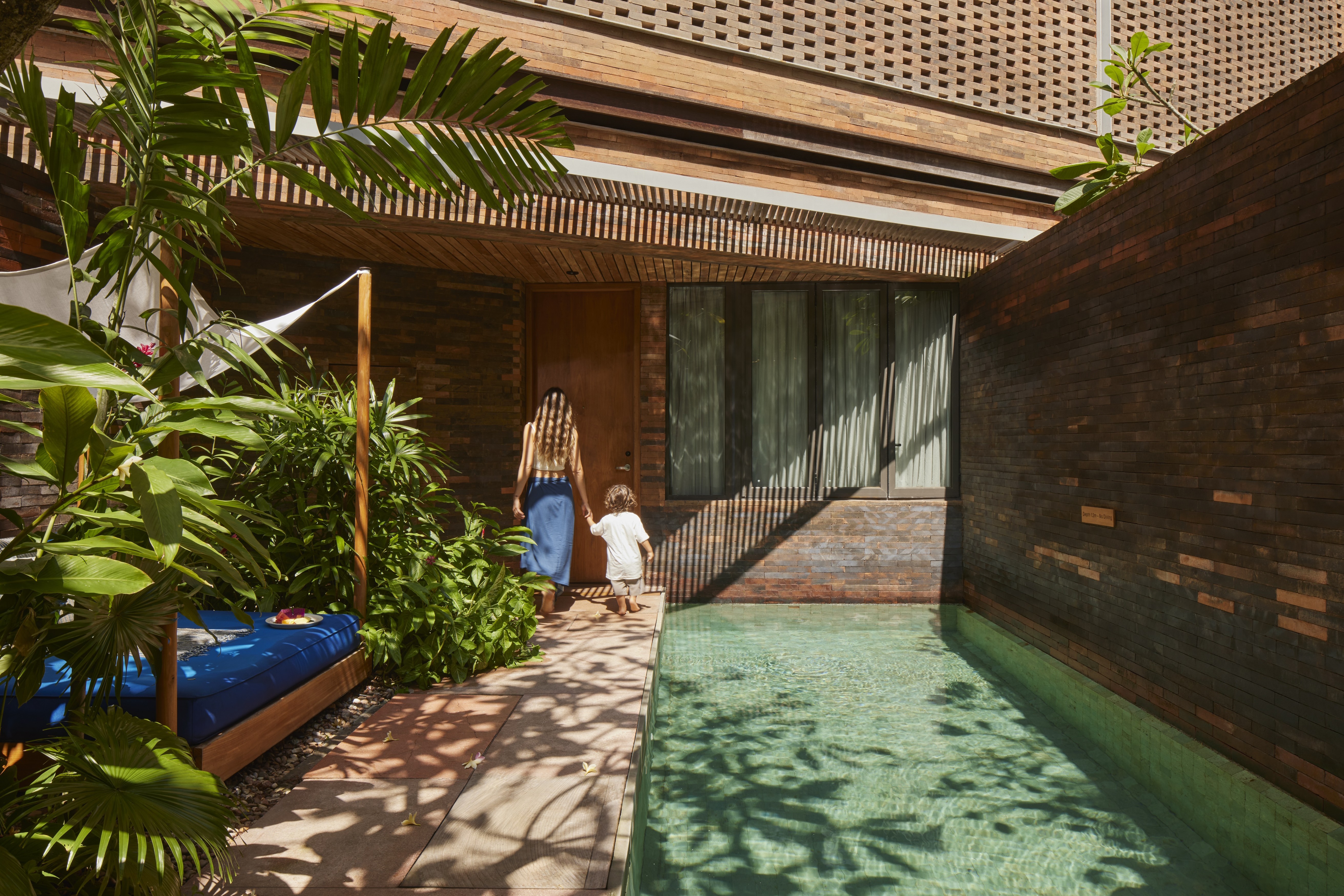 プールスイート【140平米】ー例