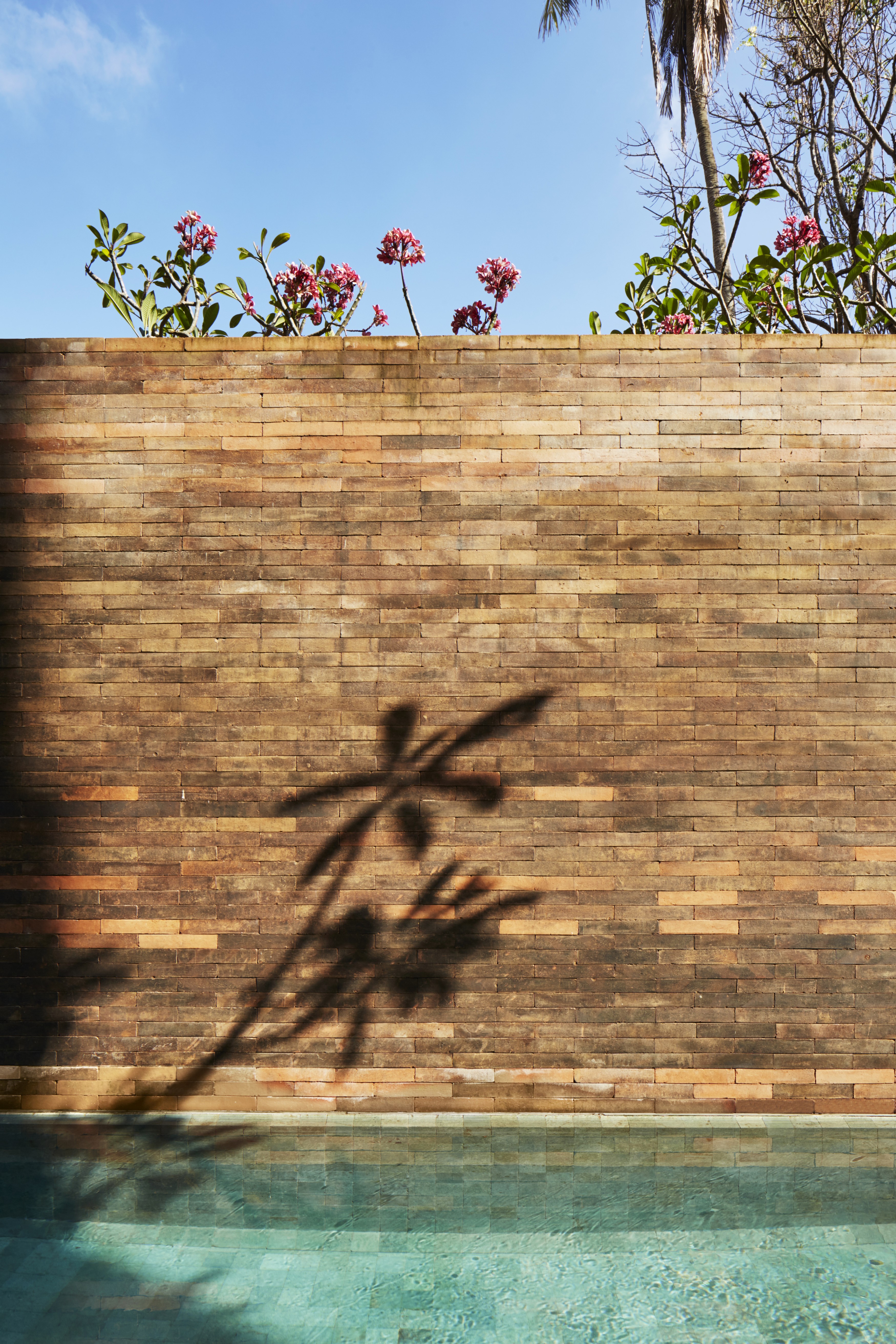 プールスイート【140平米】ー例