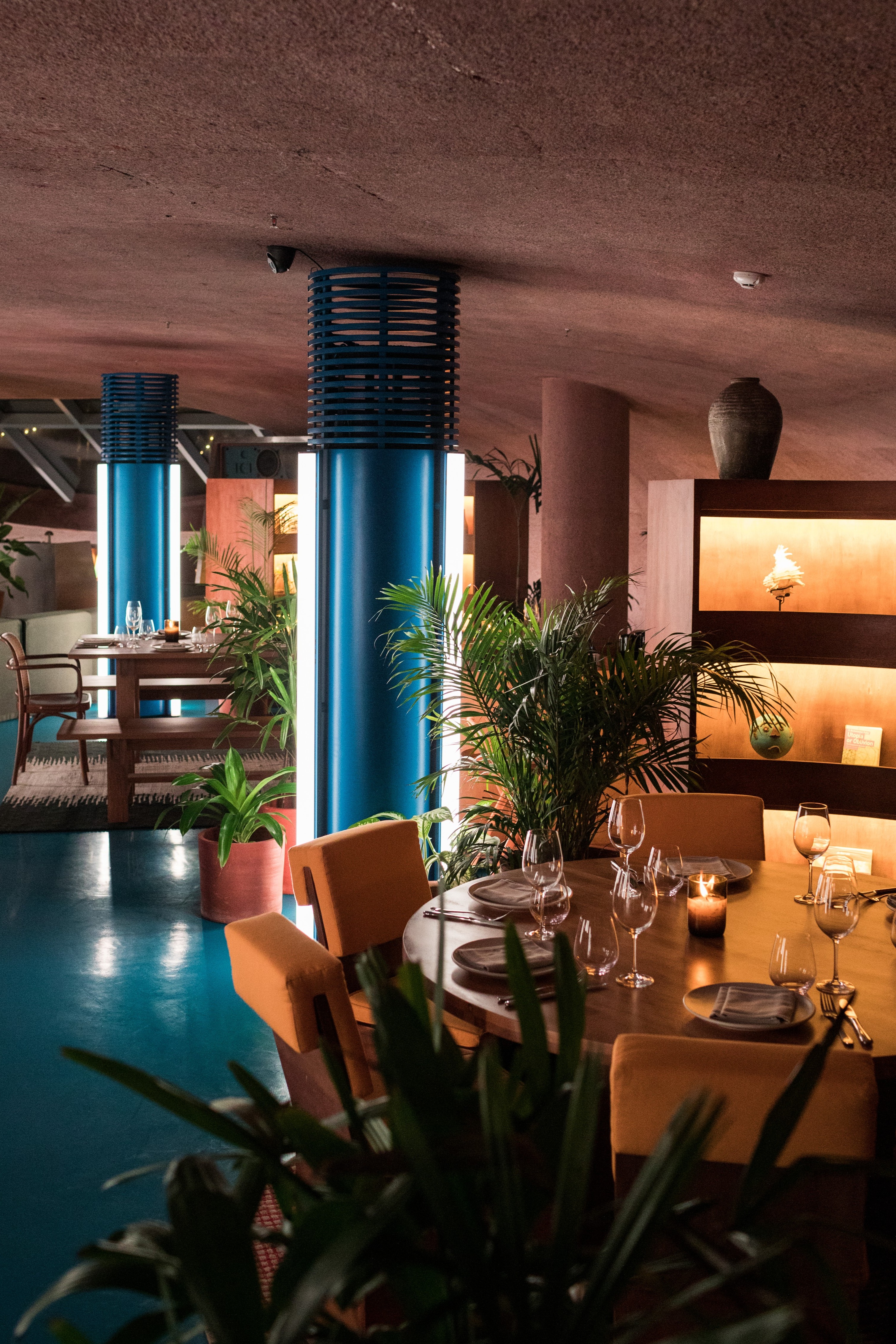 ドームレストラン