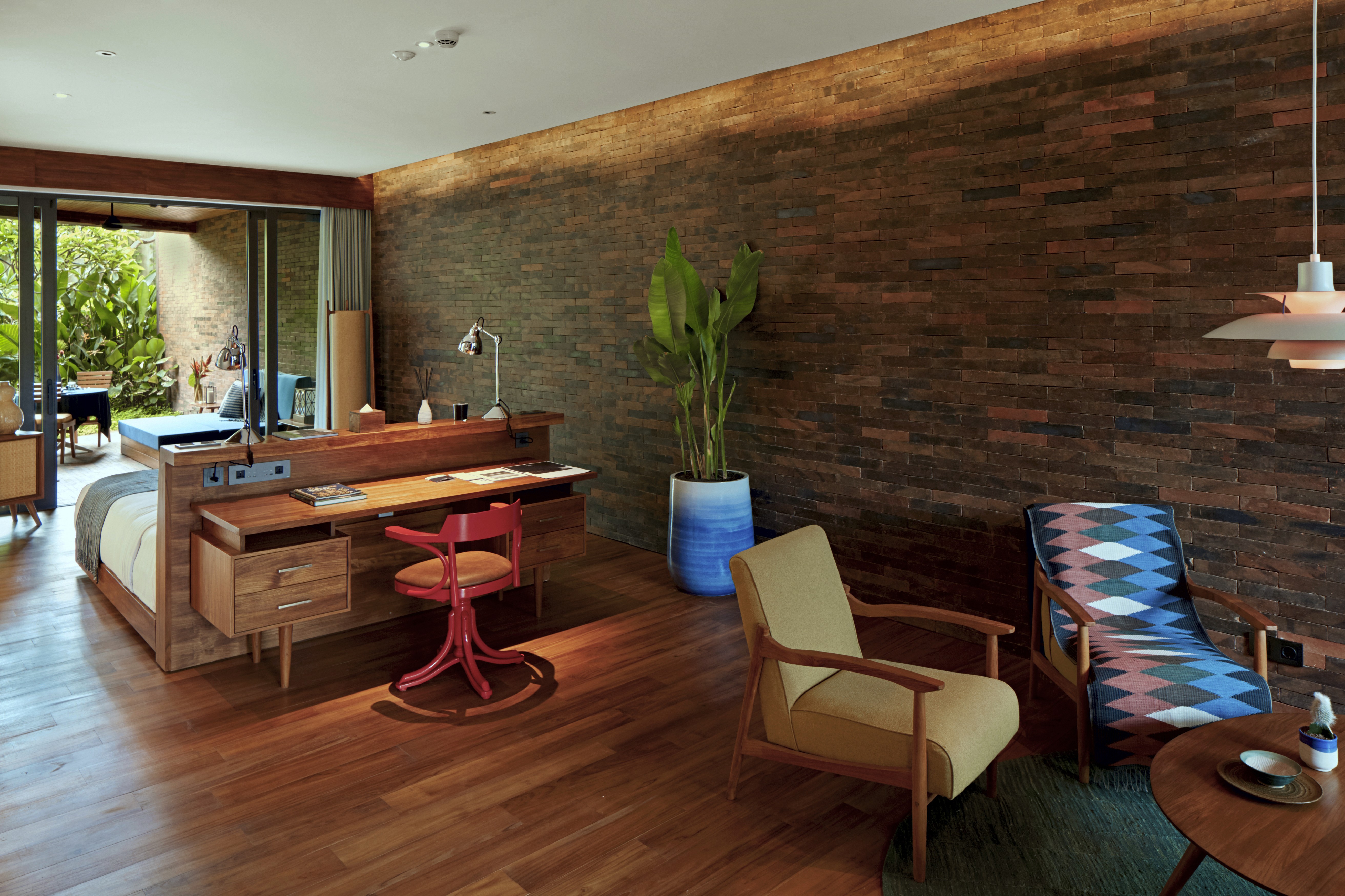 プールスイート【140平米】ー例