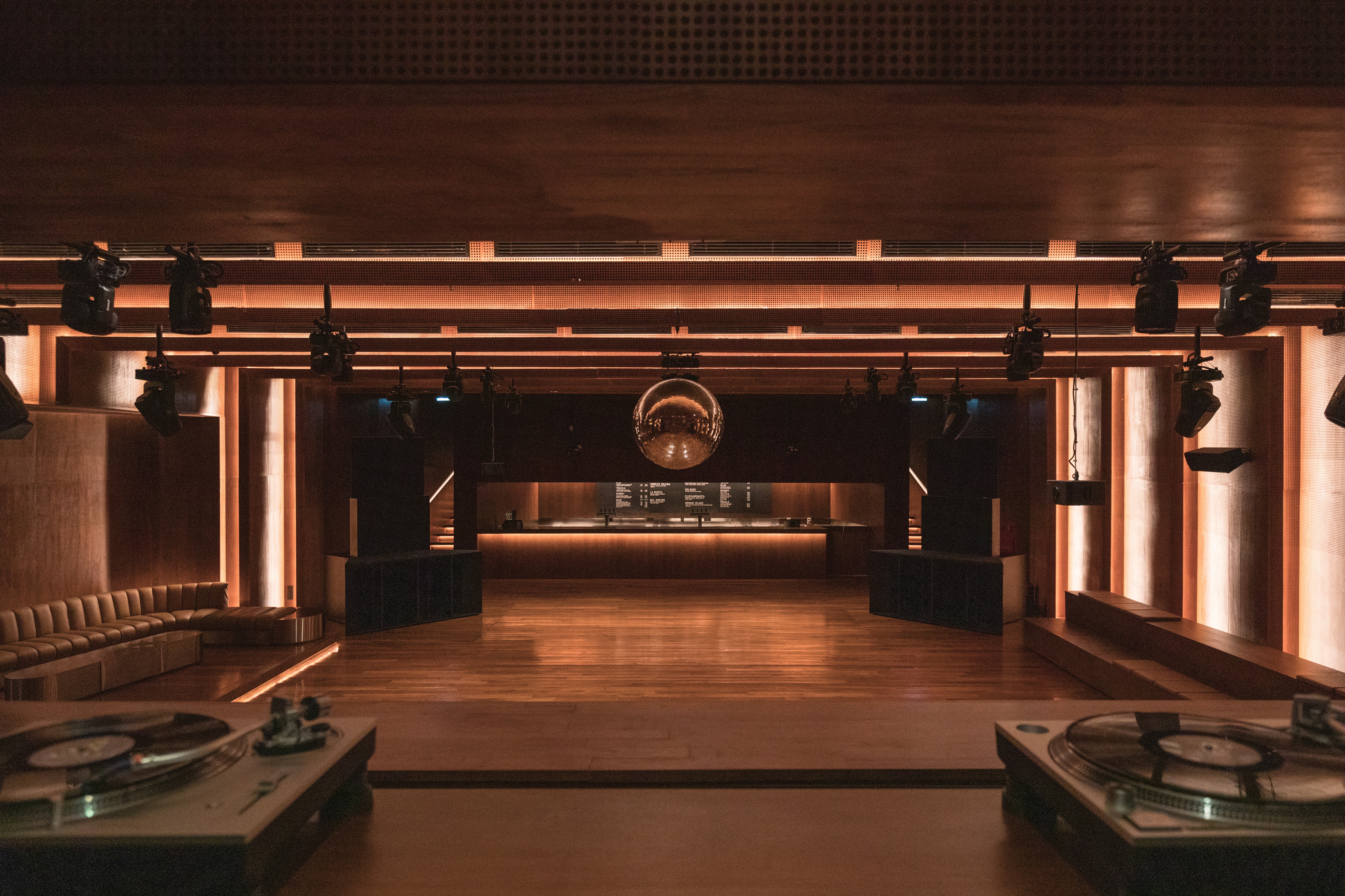 【Klymax Discotheque】