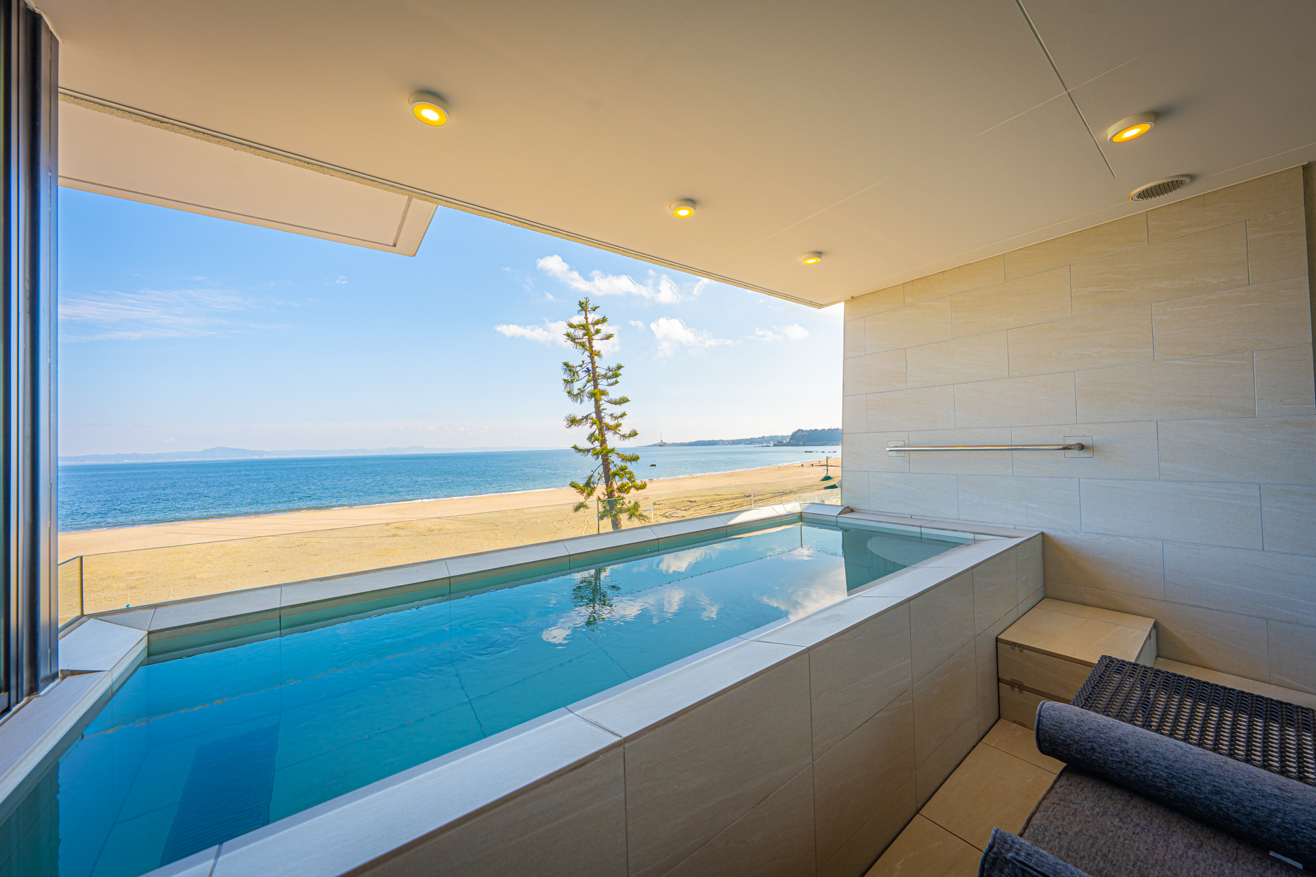 【Bタイプ】プール