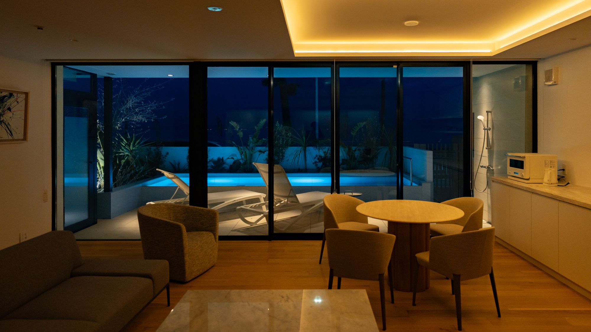 【1A】リビングダイニング