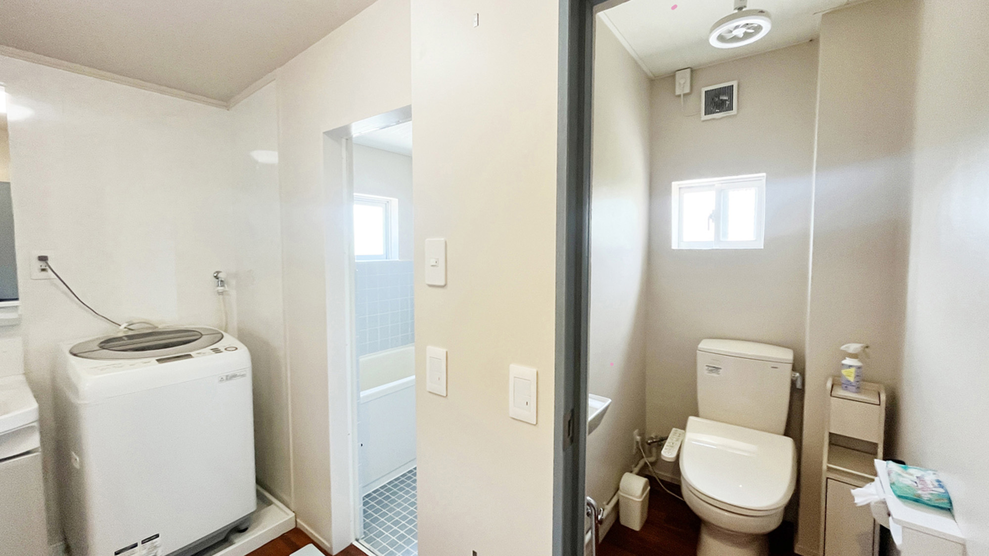 【大城邸】 バス、トイレ、ランドリールーム