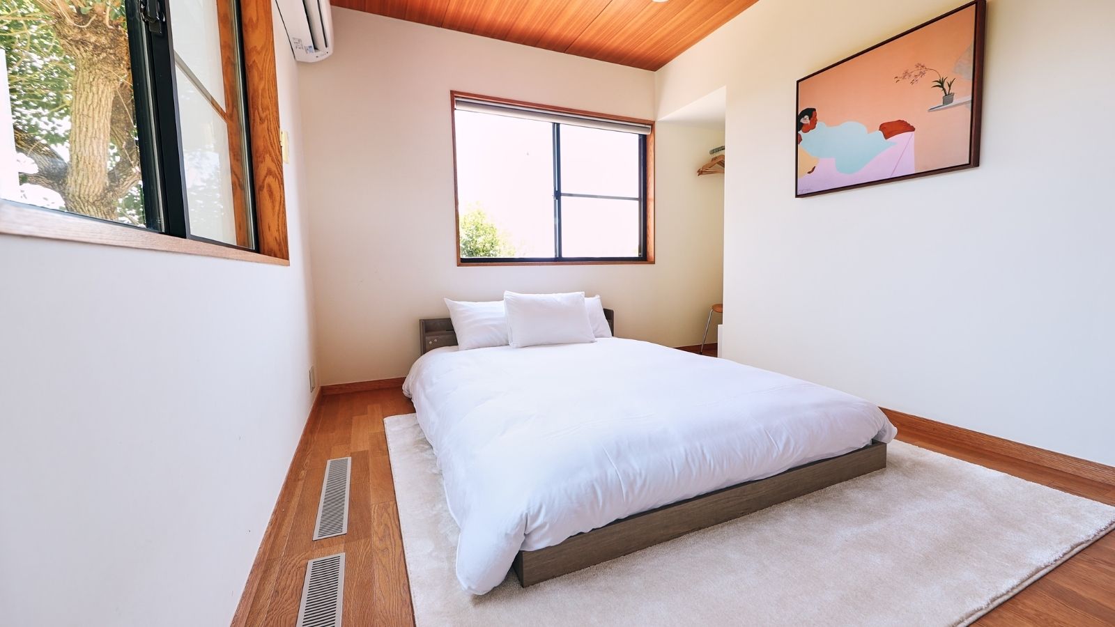 ダブルベッドルーム