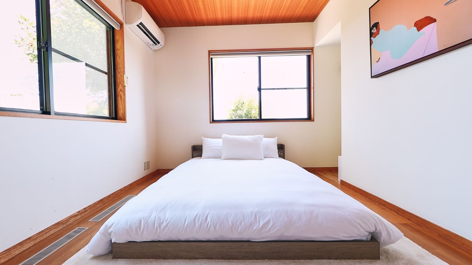 ダブルベッドルーム