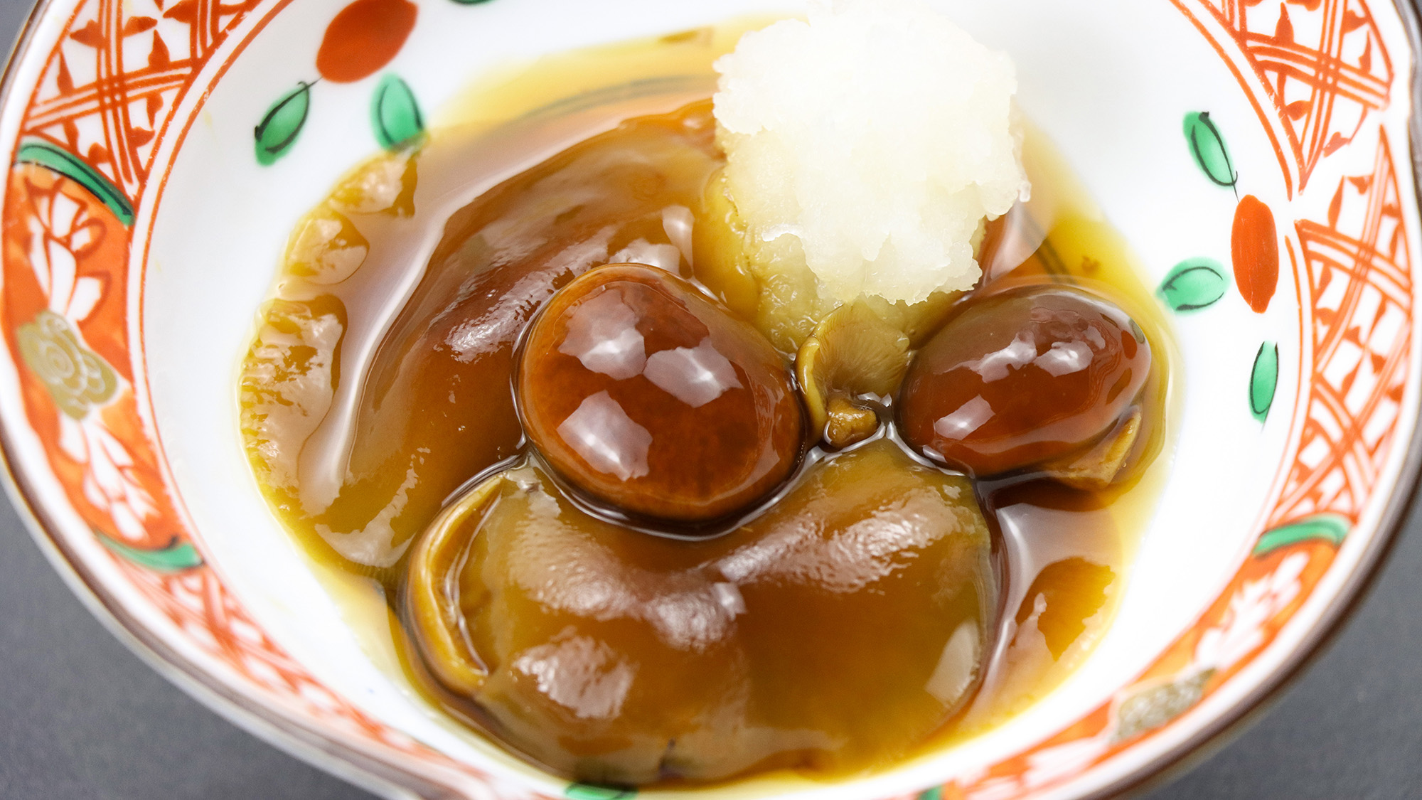 #夕食一例　新鮮な「なめこ」は大ぶりで濃い味が特徴。