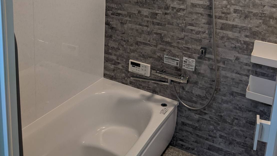 3月25日、リニューアル工事完了です。浴室乾燥、浴室暖房付きでオールシーズン快適(^^♪ワンちゃんは立入禁止です。ご容赦くださいm(__)m