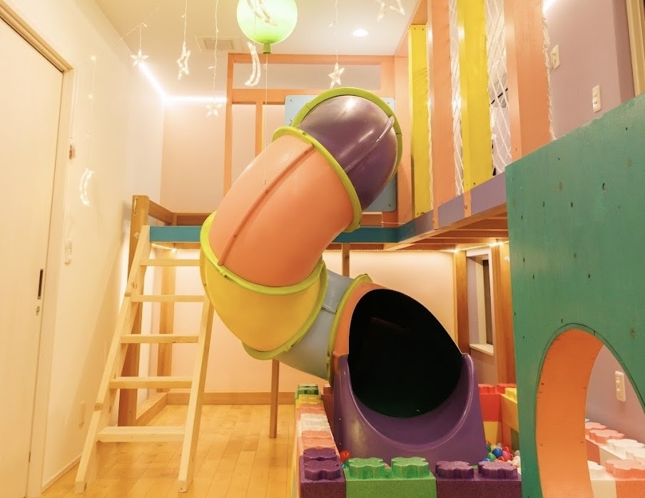 家族で楽しむ滑り台の宿プラン