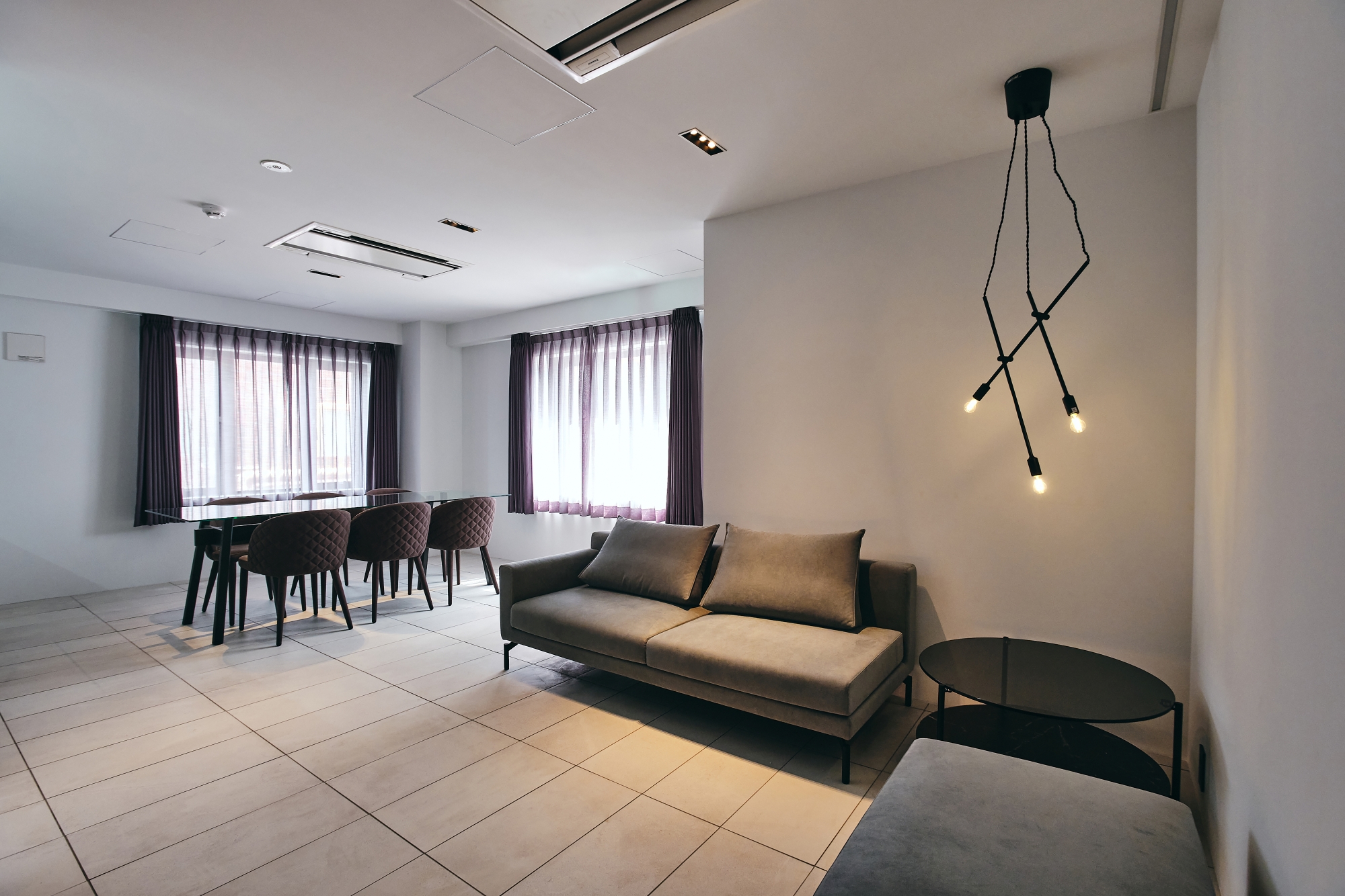 ■プレミアスイート＜キッチン＞　リビング