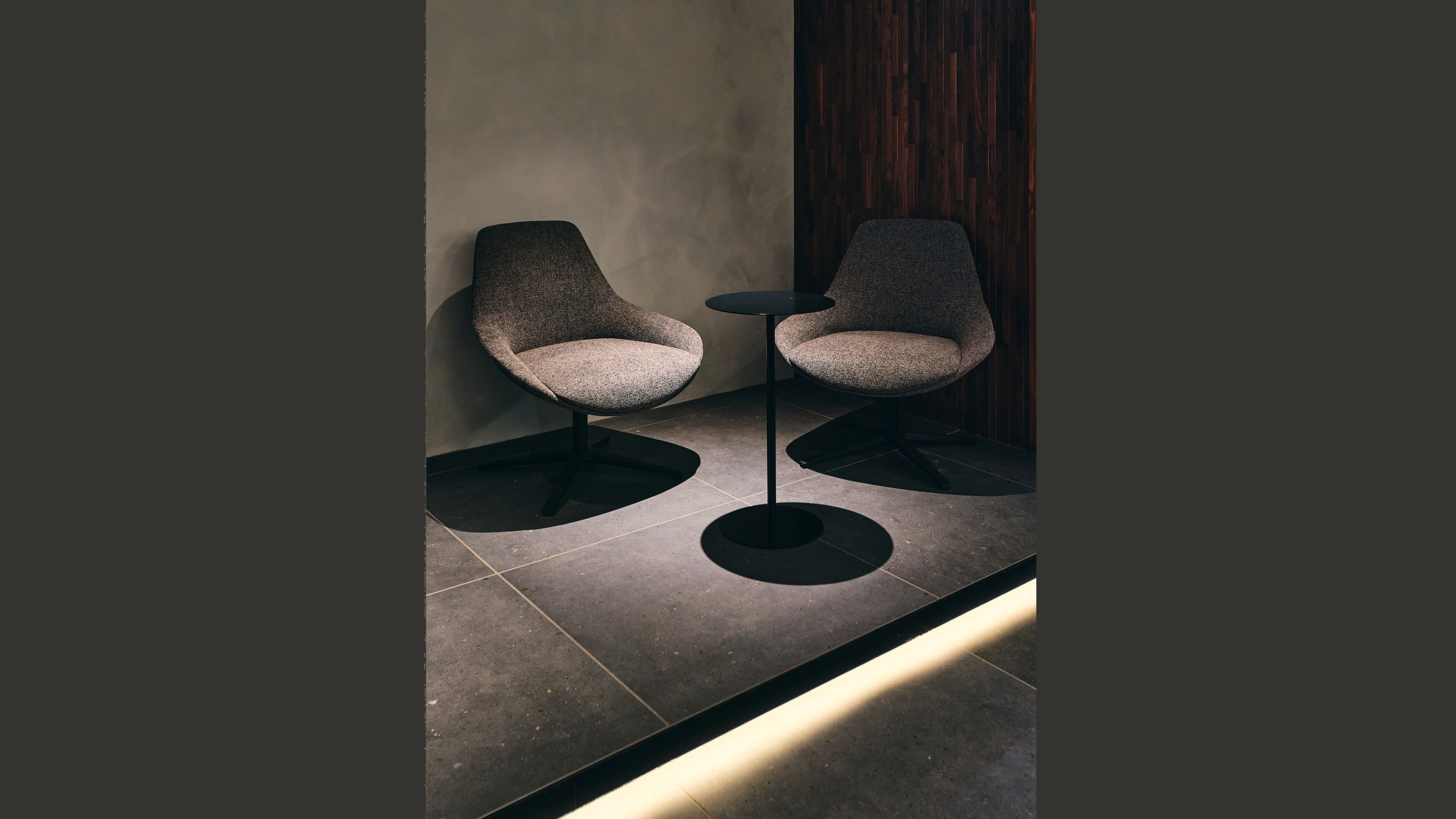 ロイヤルスイート　ラウンジチェア