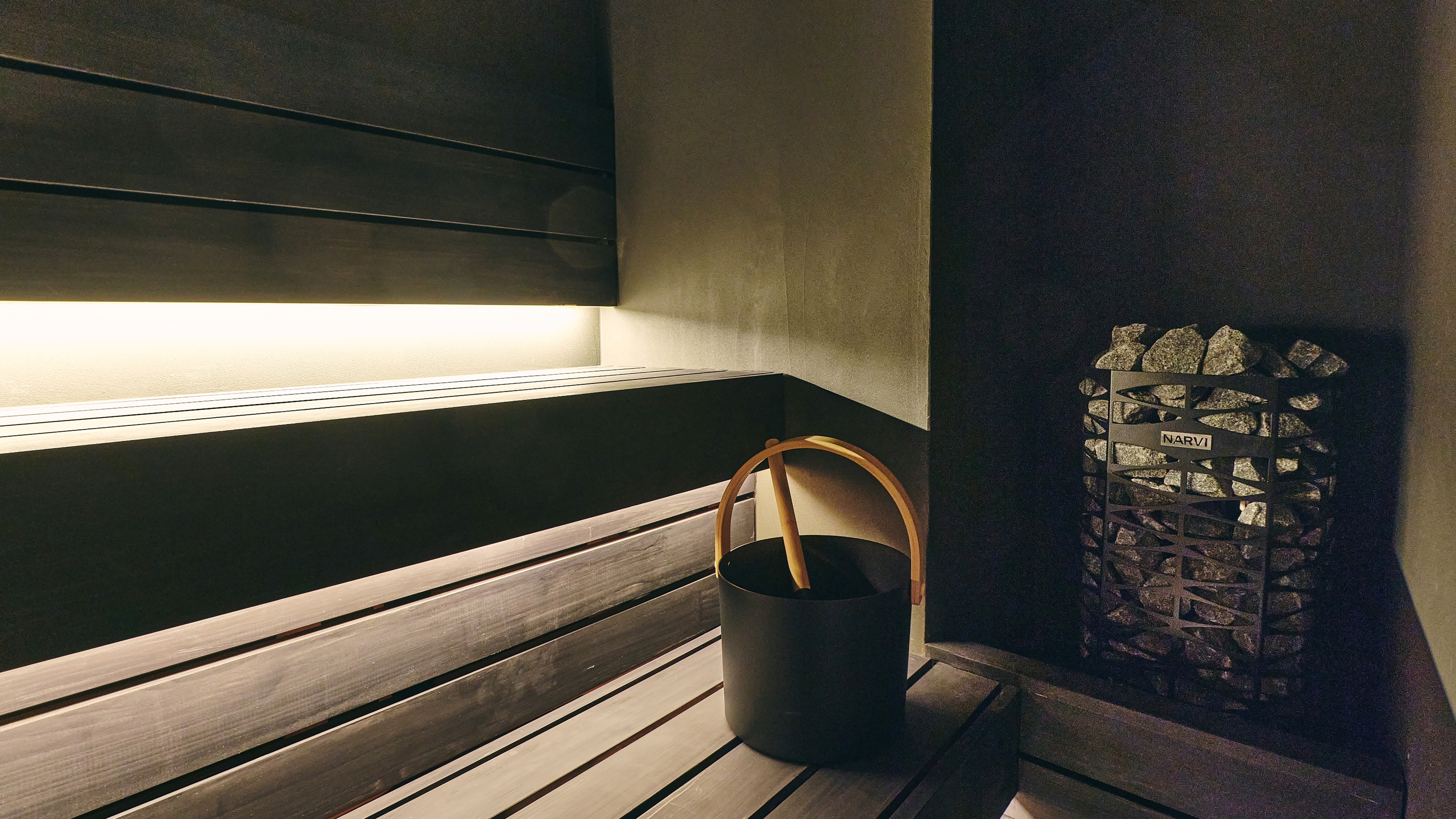 ロイヤルスイート　客室内ロウリュサウナ