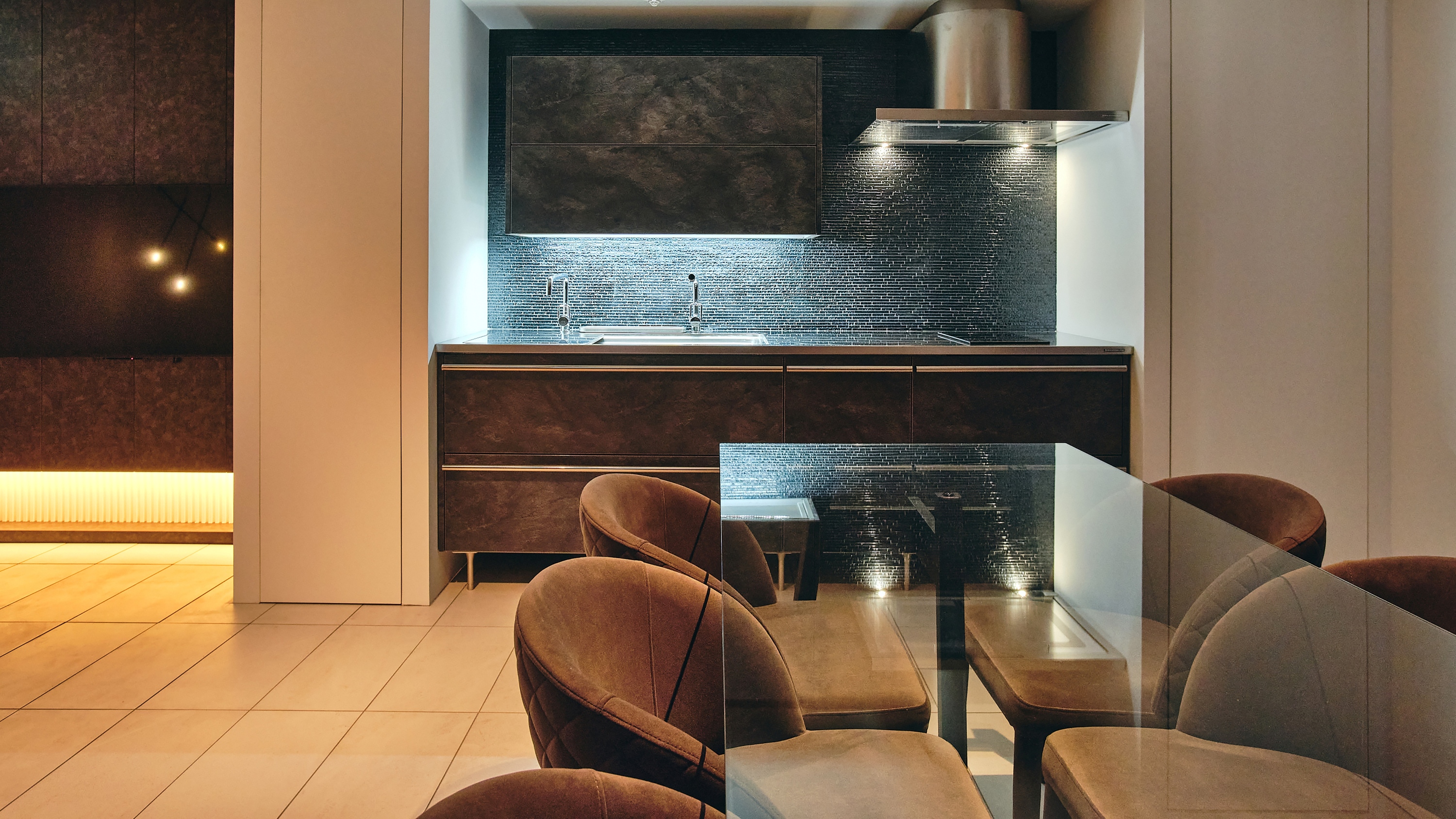 プレミアスイート＜キッチン＞　ダイニング＆キッチン