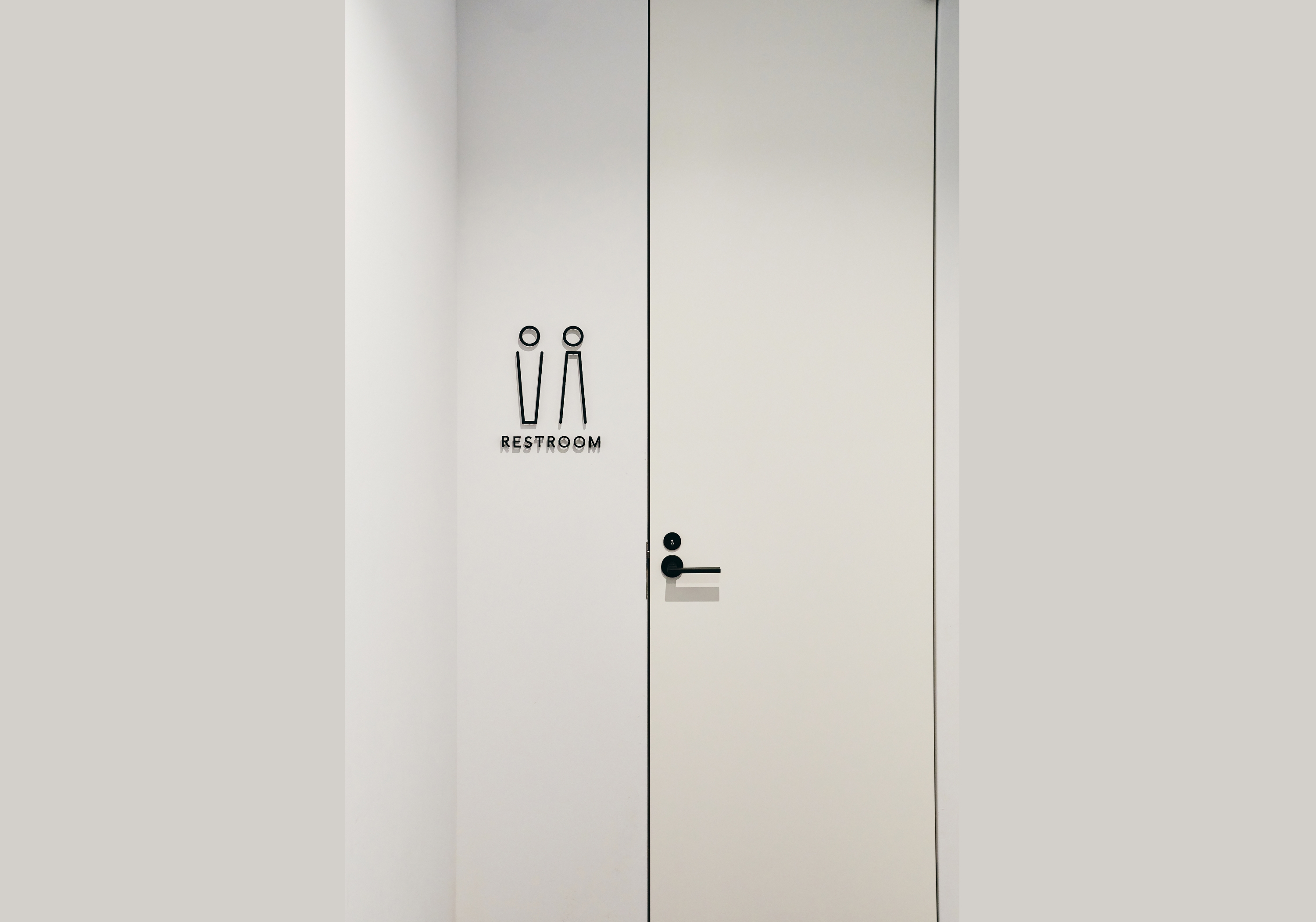 ■ホテル２階貸切サウナ「NEST SAUNA」　トイレ