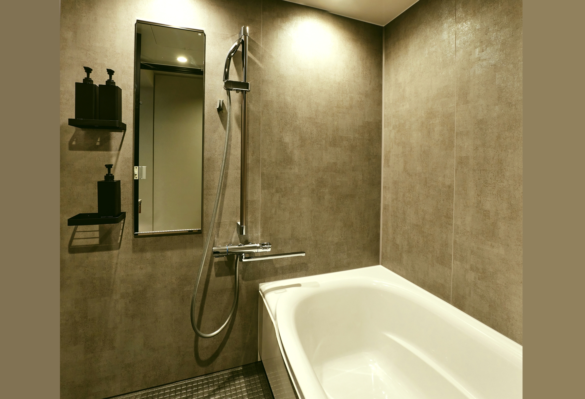 ■ジュニアスイート＜ダブル＞　バスタブ