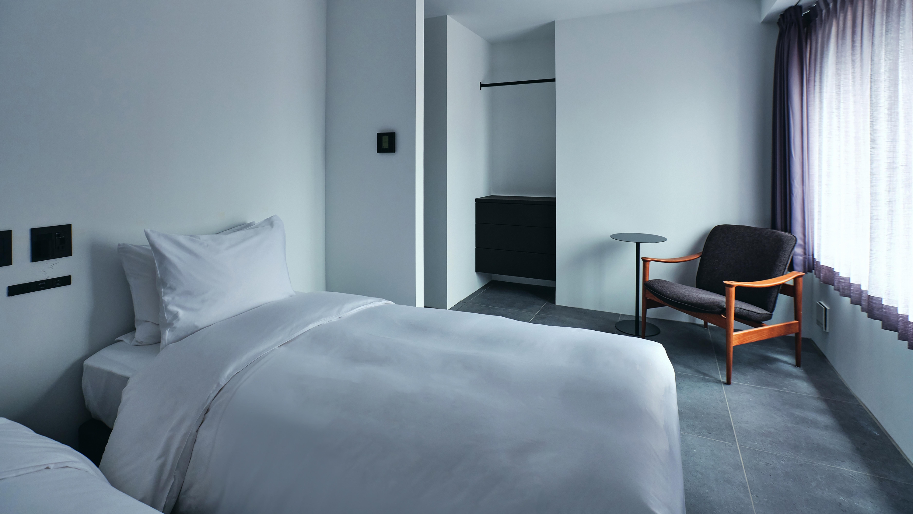 プレミアスイート＜アイランドキッチン＞　ツインベッドルーム　