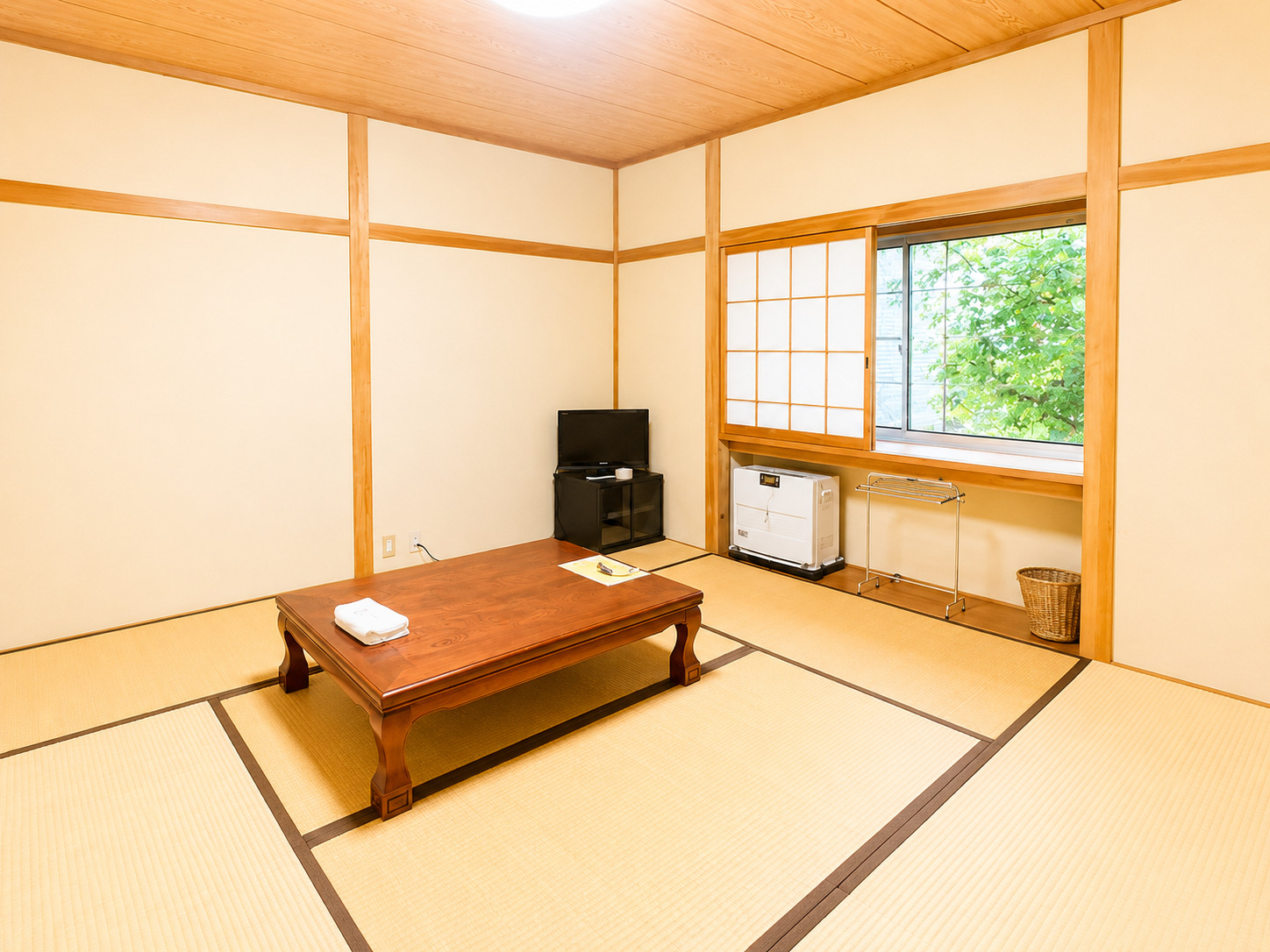 和室（４名・８畳）
