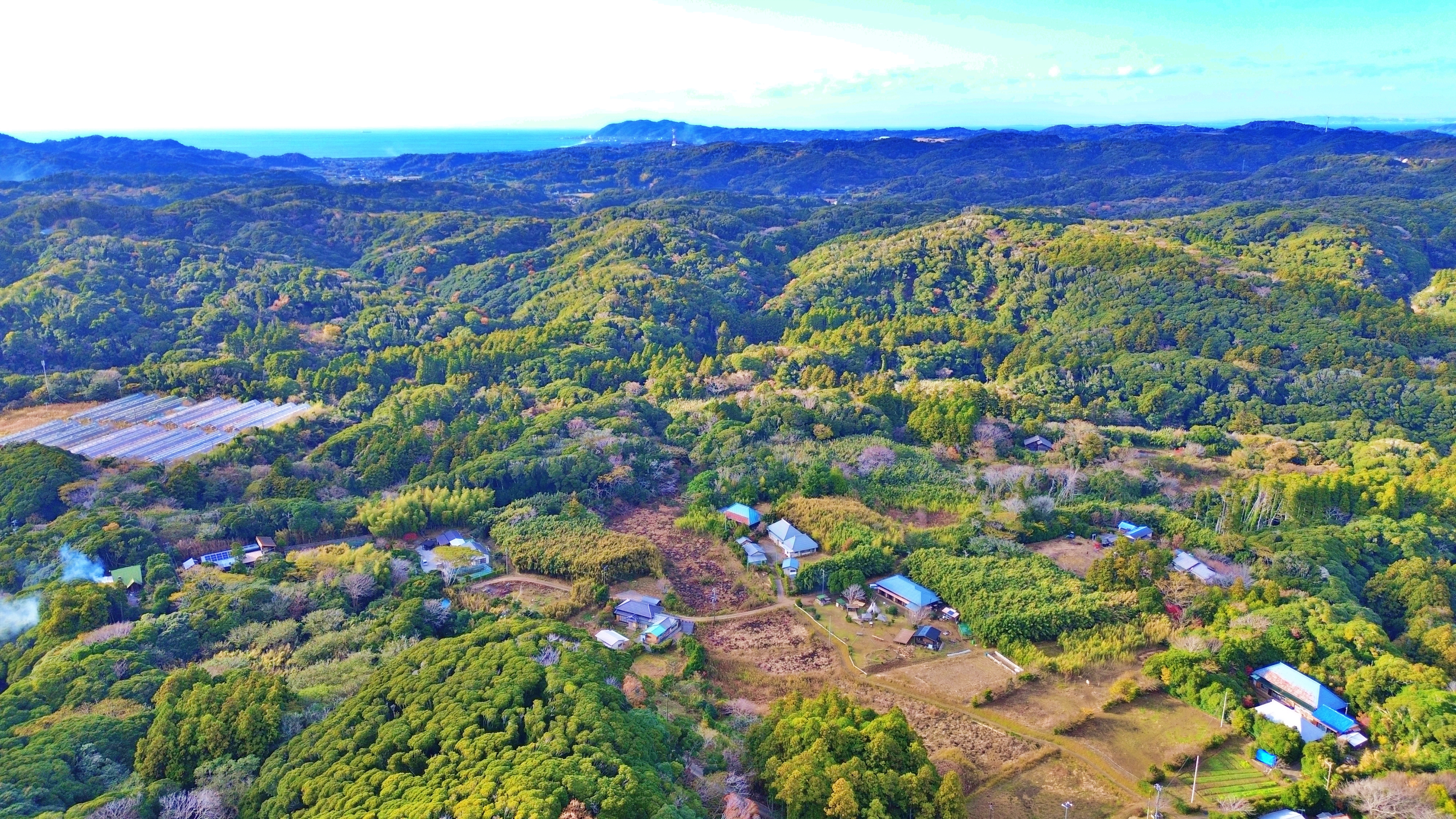 喧騒から離れた奥白浜の大自然の中で*