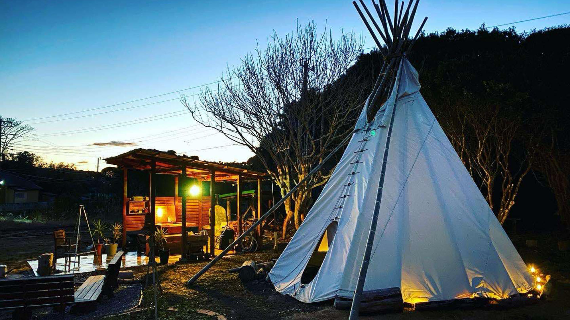 【施設】夜の訪れとともに雰囲気が変わります*