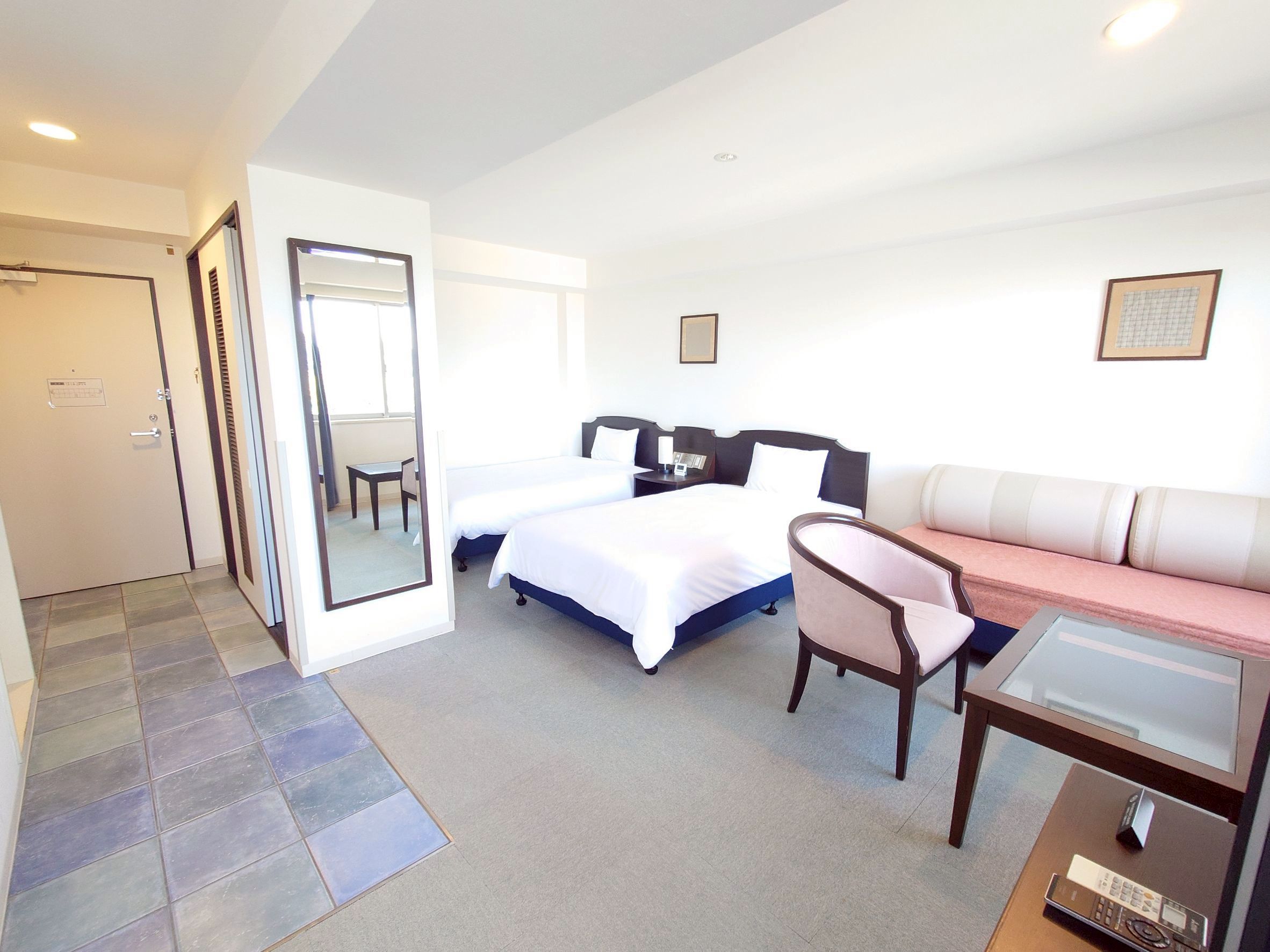 スタンダードツイン+ソファ