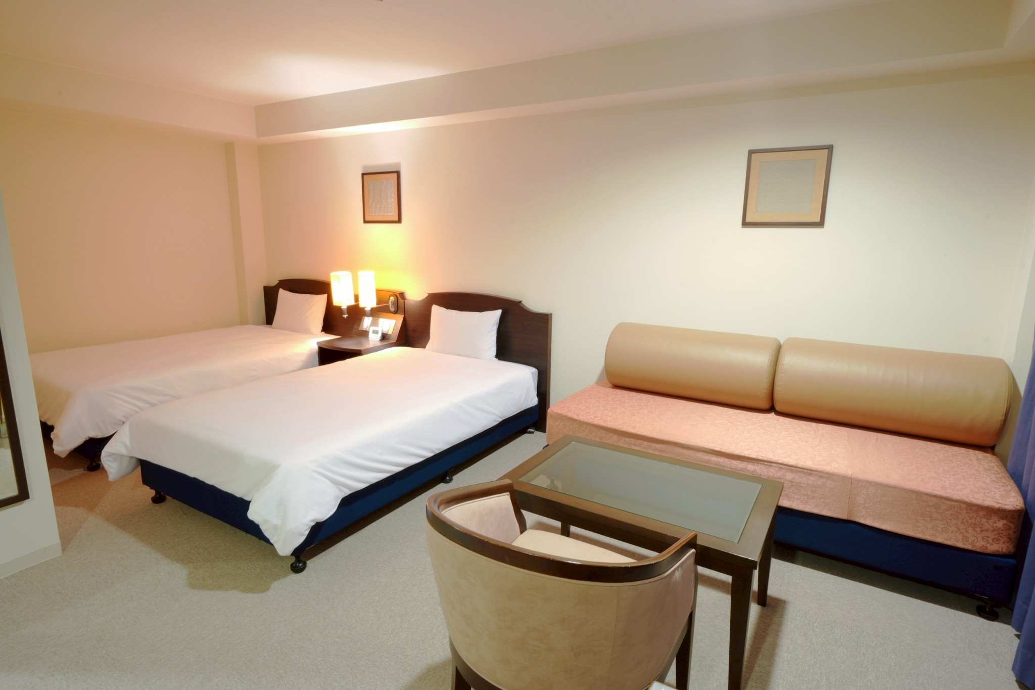 スタンダードツイン+ソファ